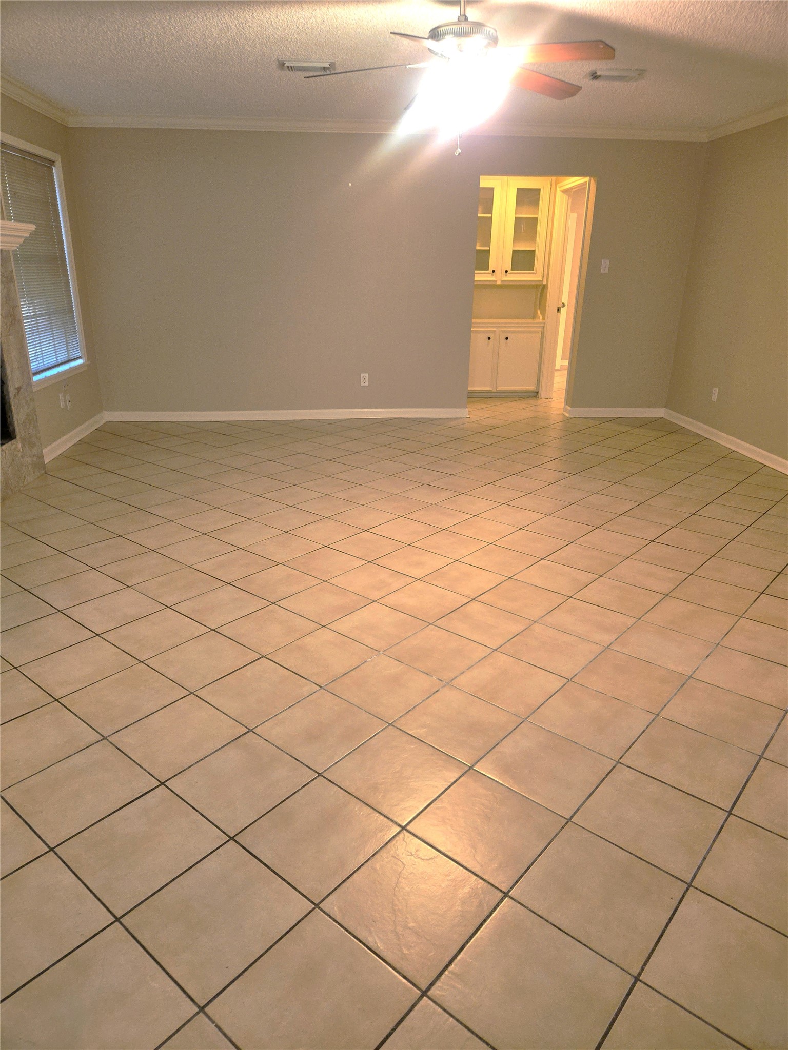 1106 Suwanee Lane, Houston, TX 77090 1106 Suwanee Lane, Houston, TX 77090