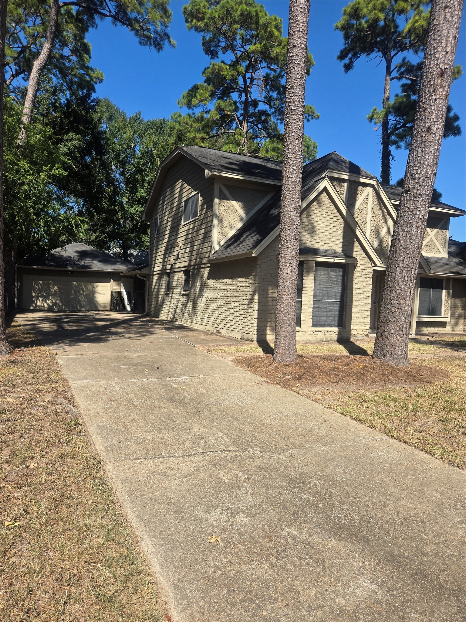 1106 Suwanee Lane, Houston, TX 77090