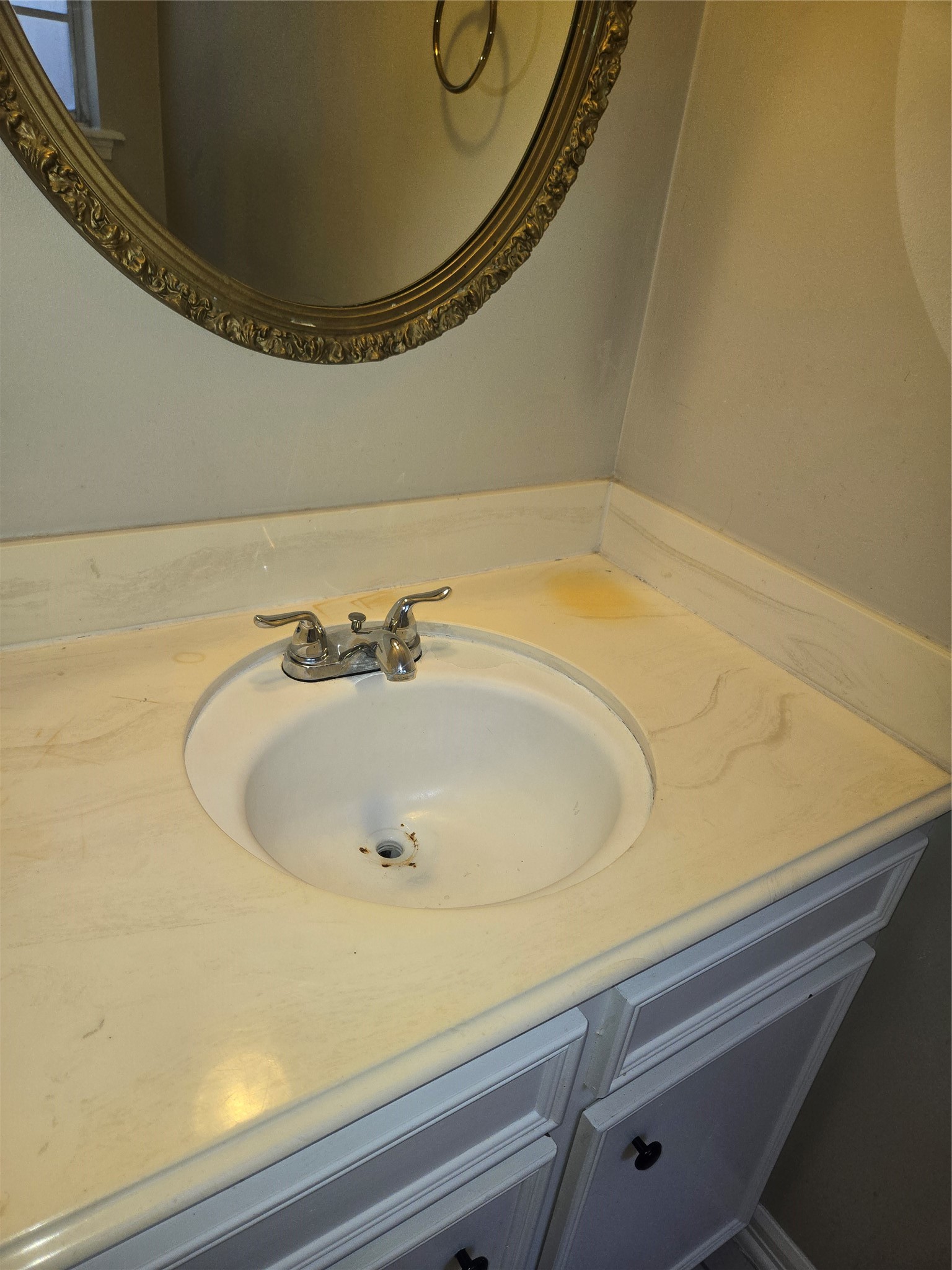 1106 Suwanee Lane, Houston, TX 77090 1106 Suwanee Lane, Houston, TX 77090