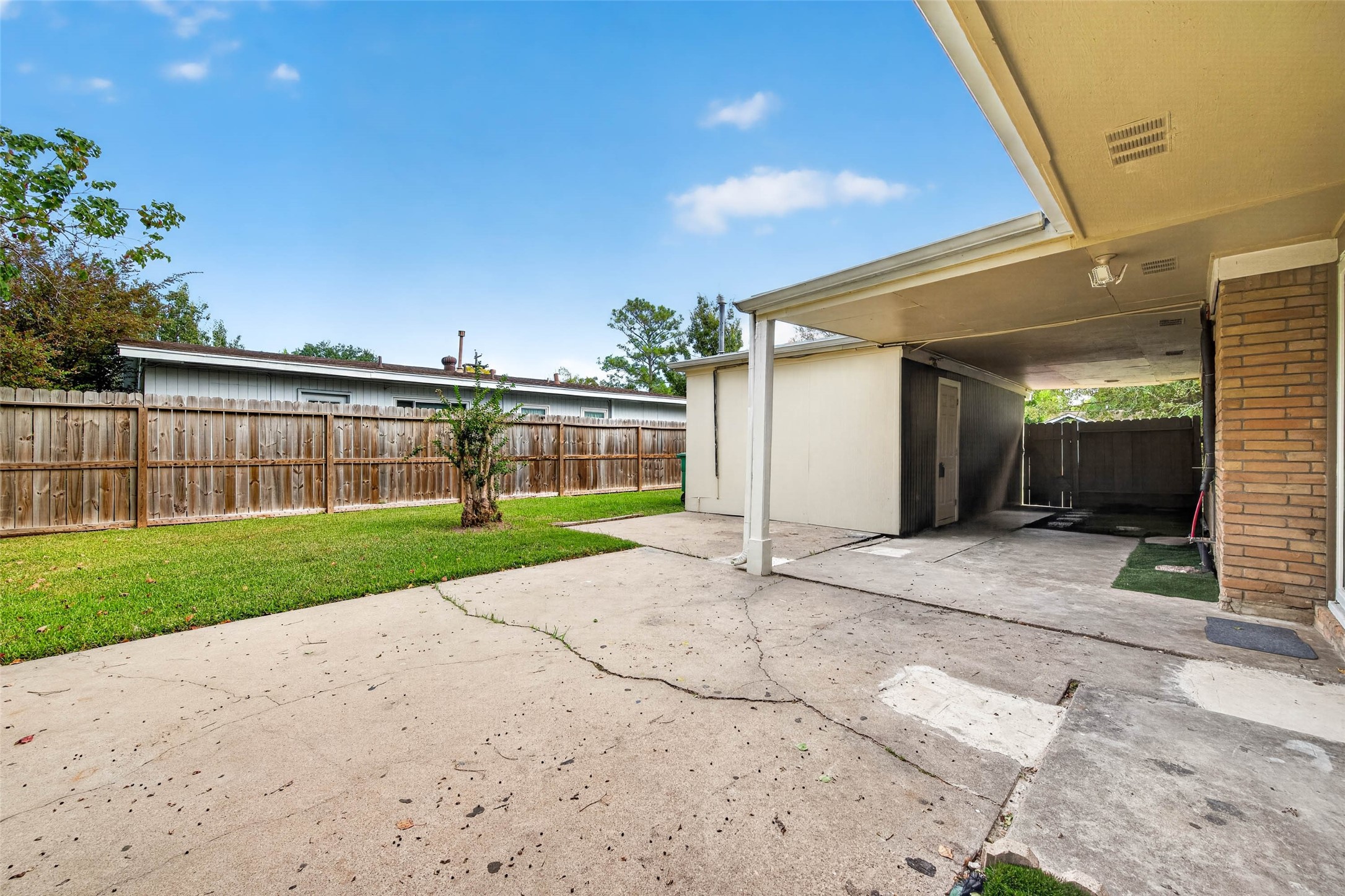 6518 Birdwood Road, Houston, TX 77074