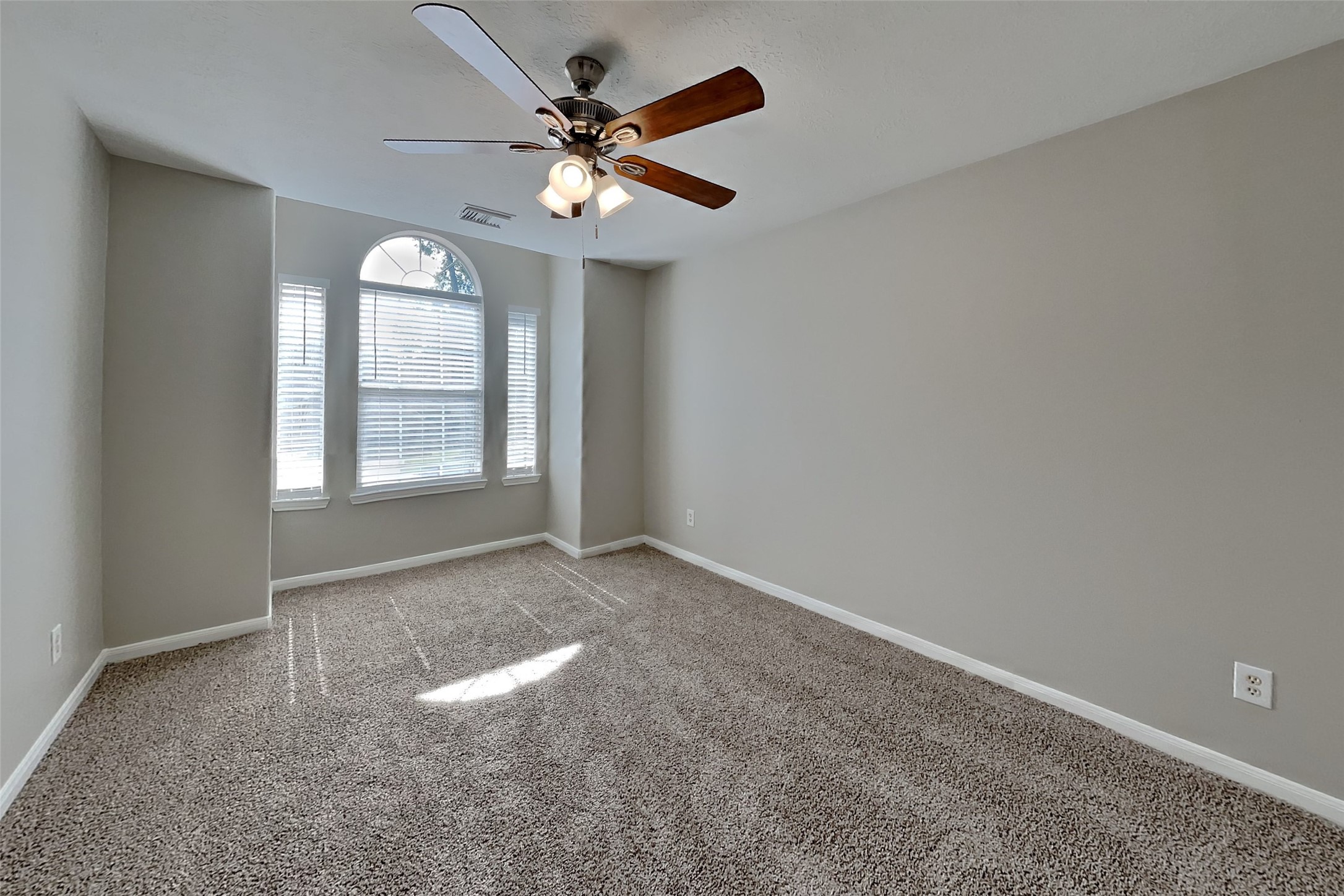 26974 Crown Haven Drive, Kingwood, TX 77339