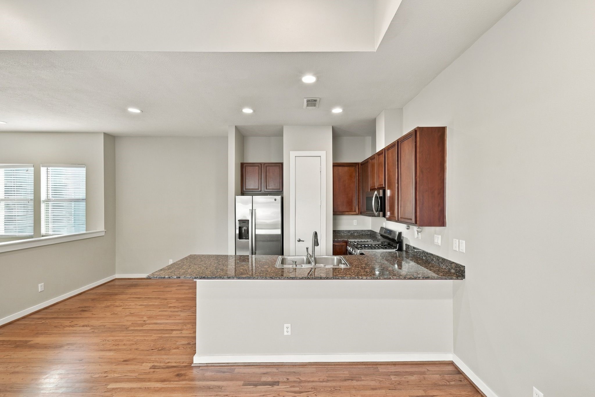 1132 Patterson Street, Houston, TX 77007