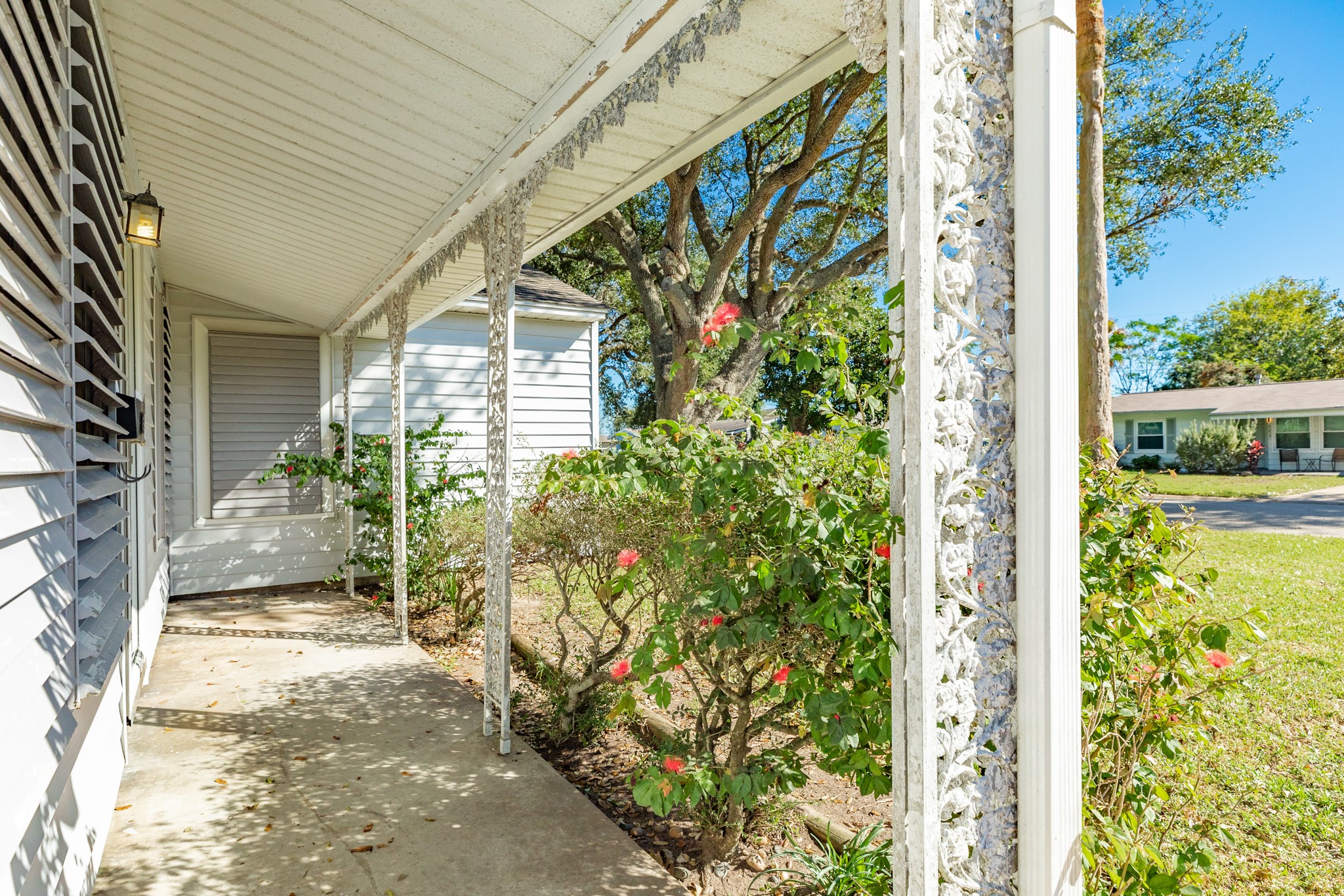 114 Tarpon Avenue, Galveston, TX 77550