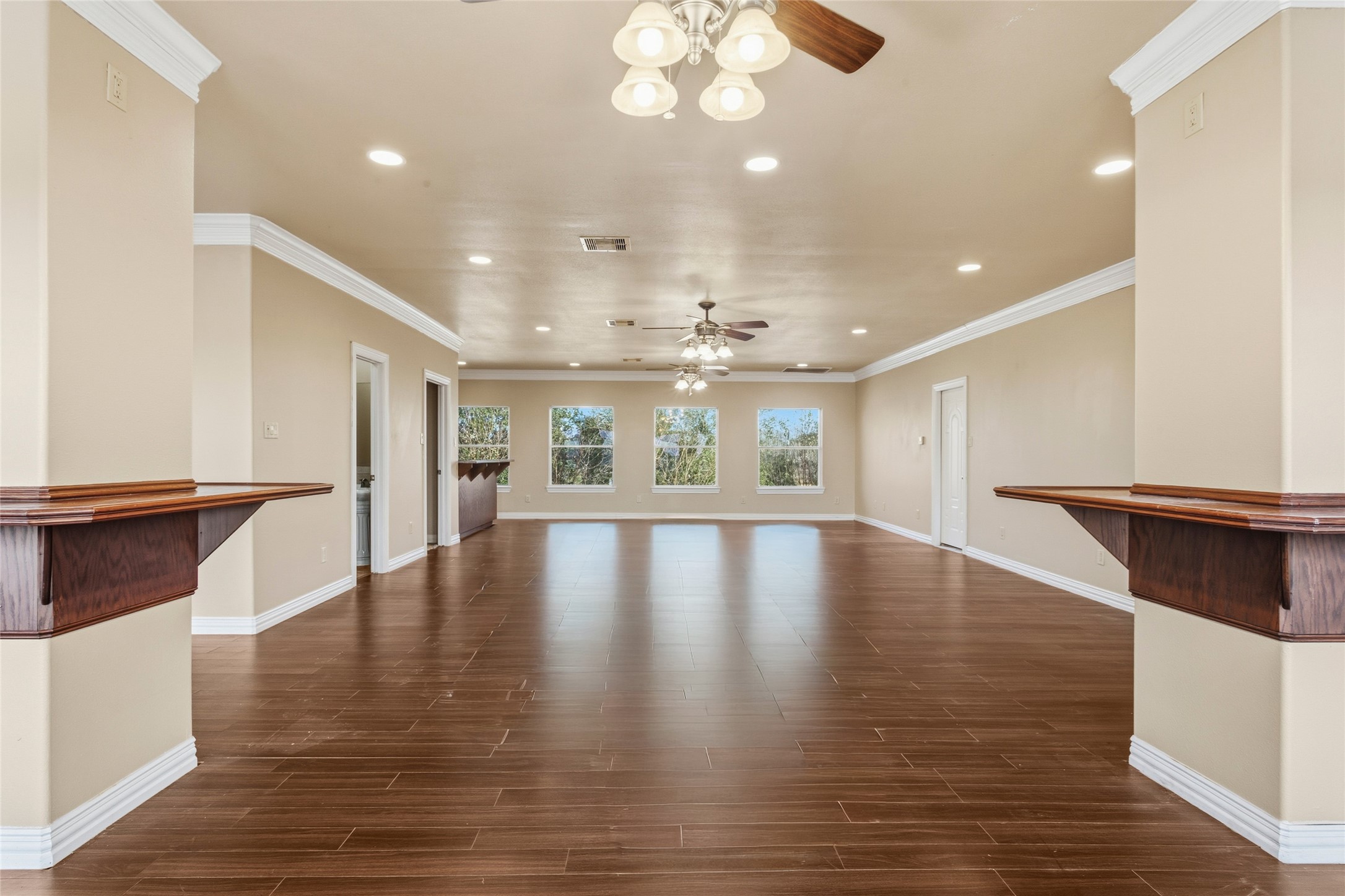 Wide open Flex Space Upstairs