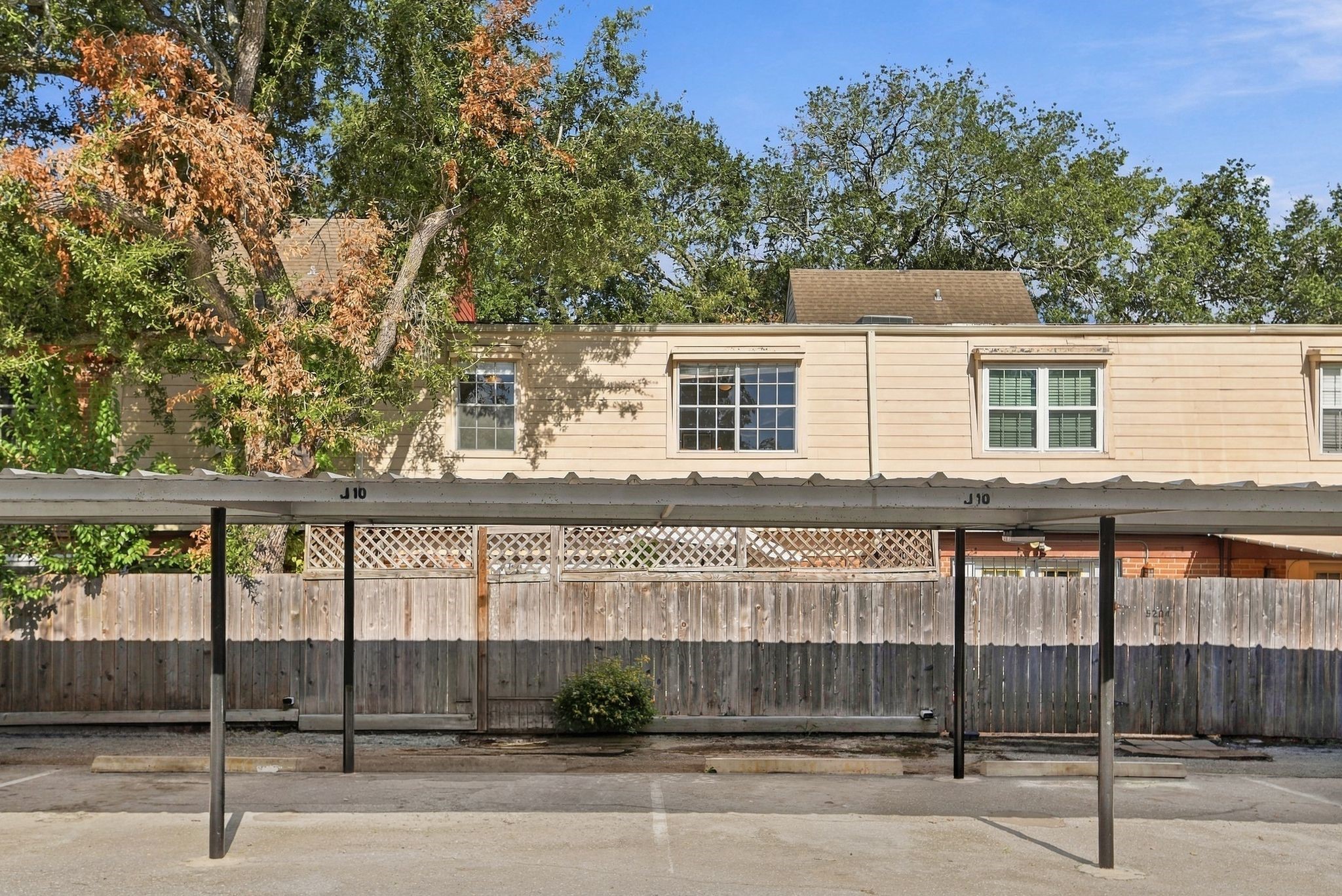 5204 Arboles Drive, #10, Houston, TX 77035