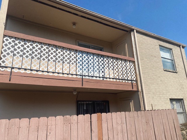 Balcony face west