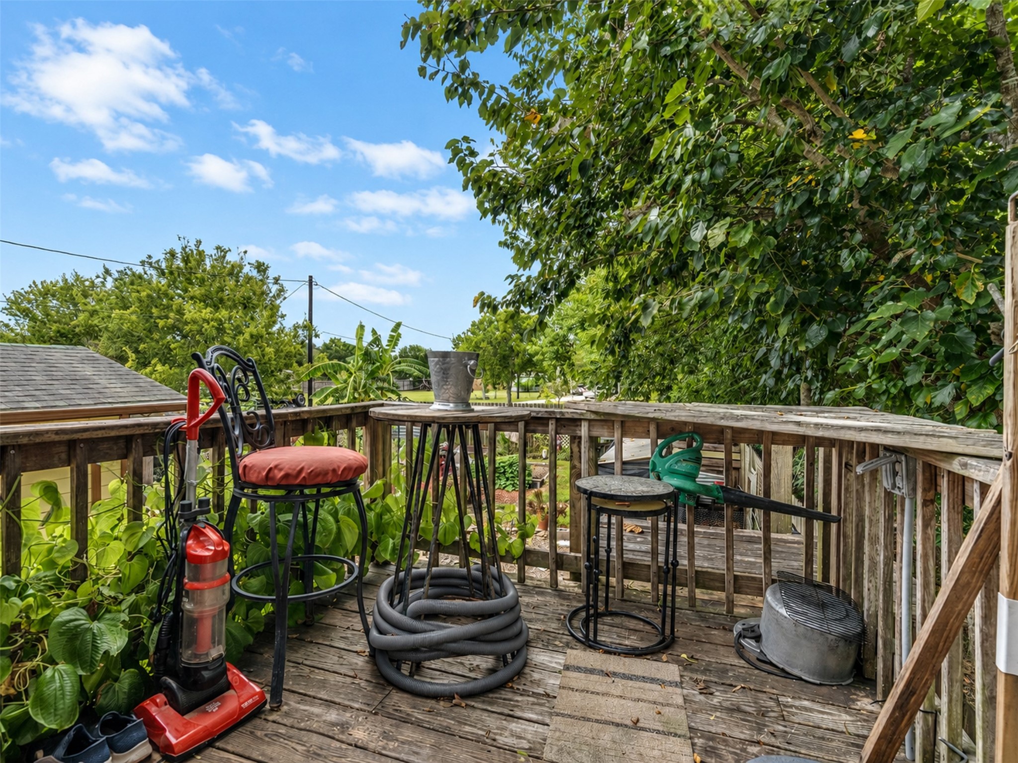 2616 Avenue H, Dickinson, TX 77539