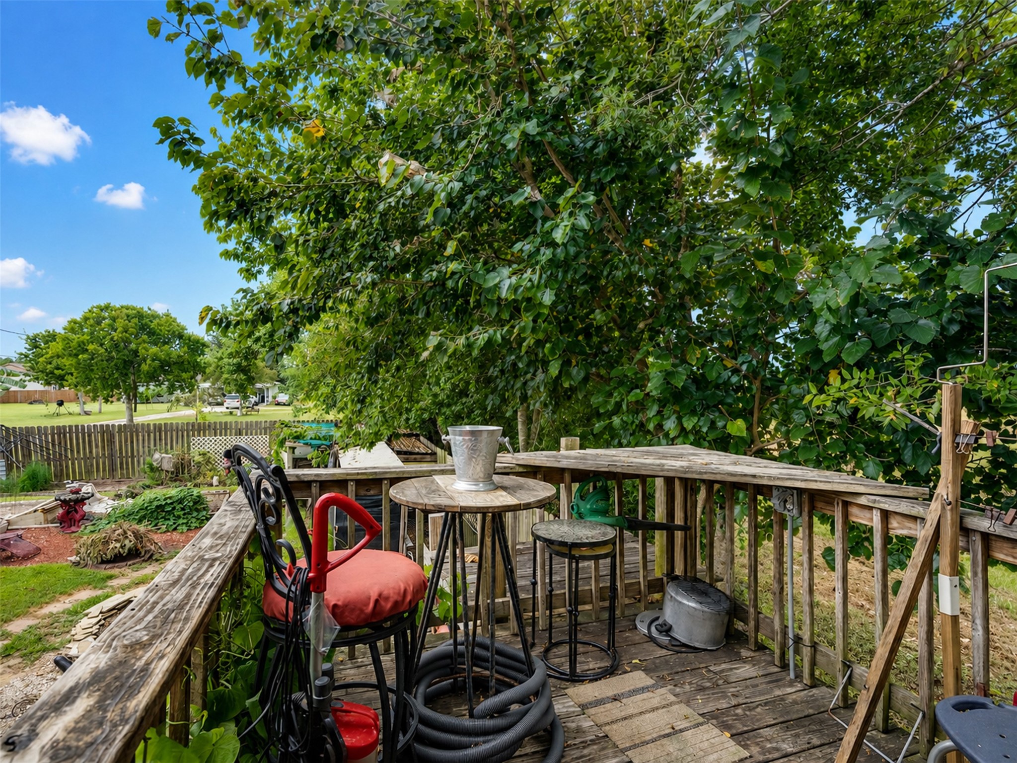 2616 Avenue H, Dickinson, TX 77539