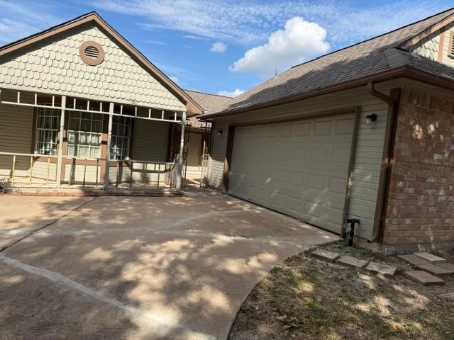 12010 Greenglade, Houston, TX 77099
