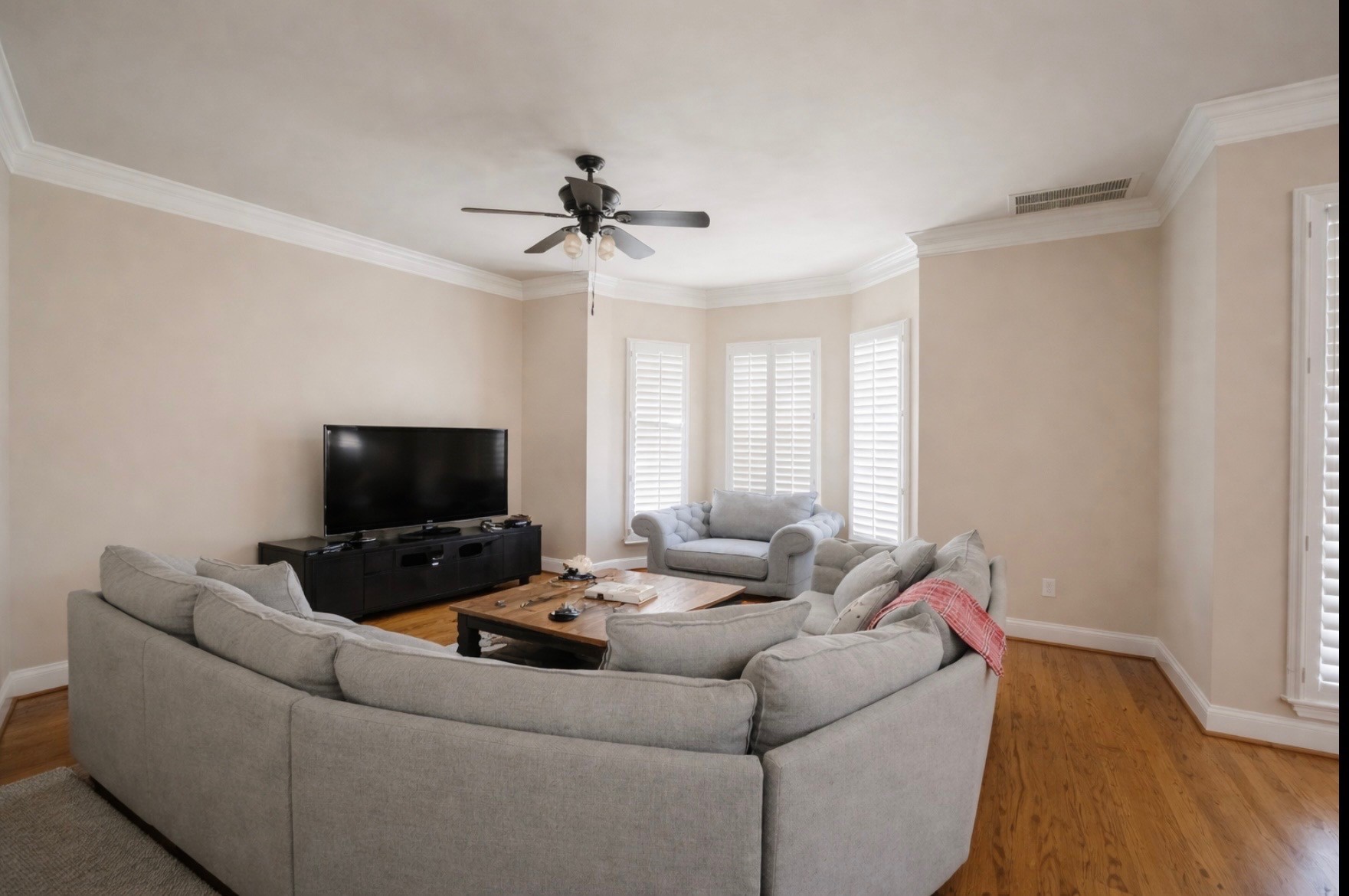 1012 Studer Street, Houston, TX 77007 1012 Studer Street, Houston, TX 77007