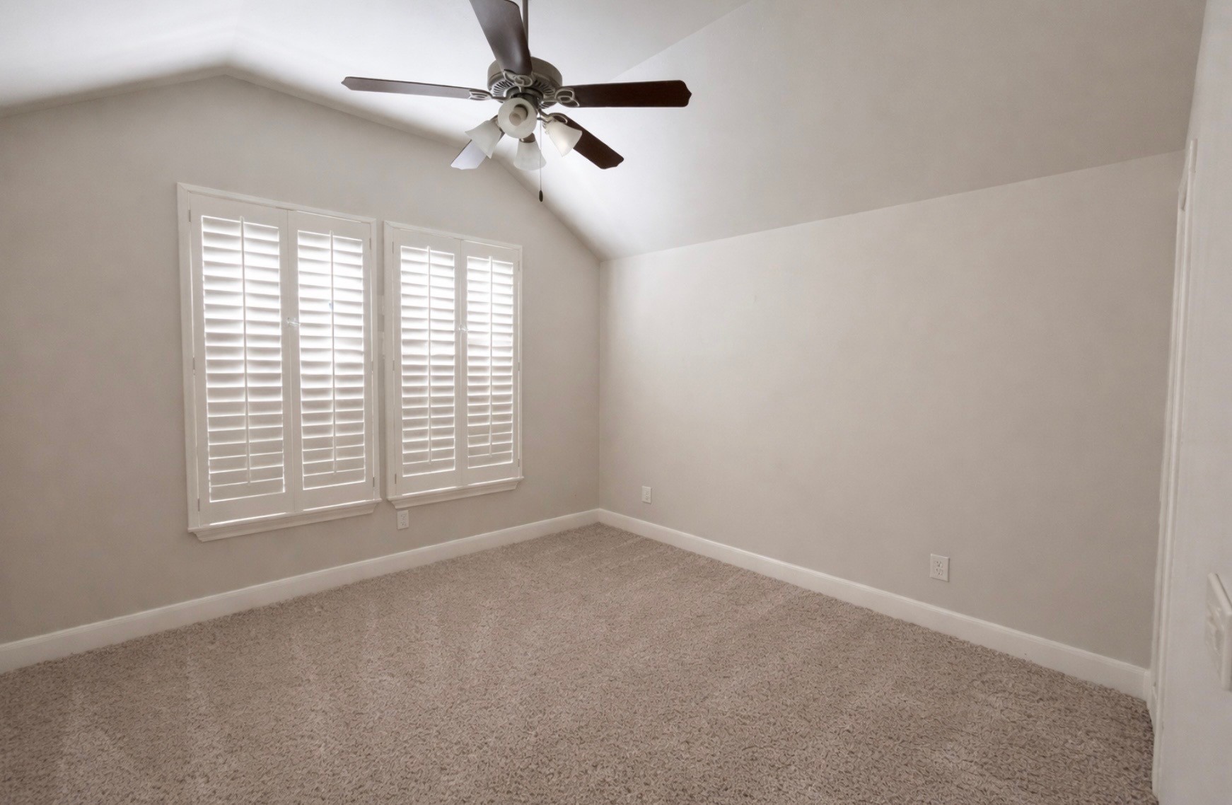 1012 Studer Street, Houston, TX 77007 1012 Studer Street, Houston, TX 77007