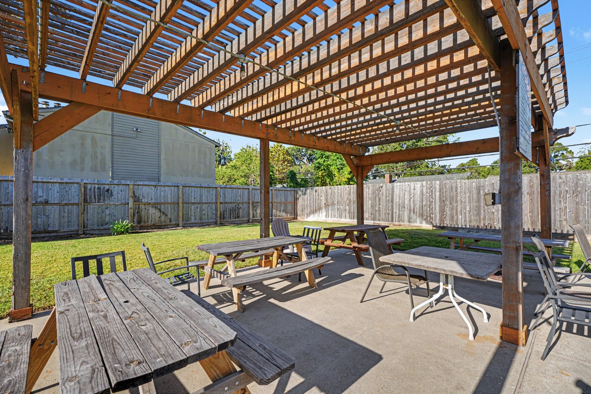 Picnic area near the pool
