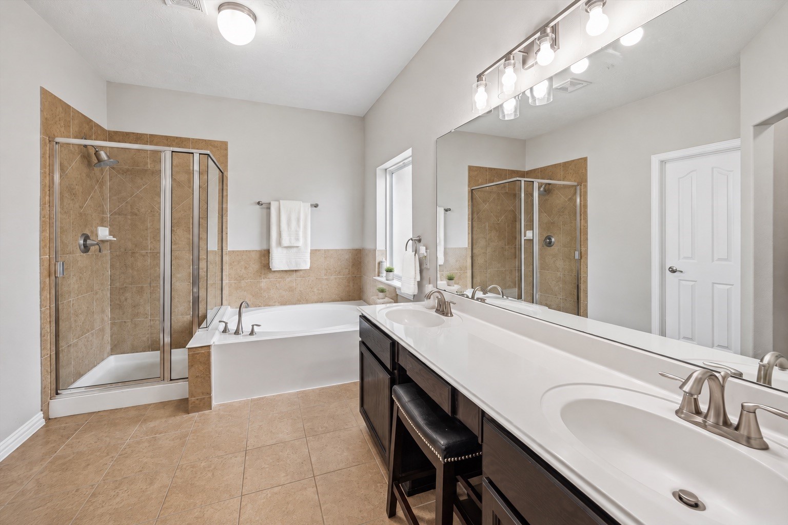 210 Chestnut Street, Baytown, TX 77520
