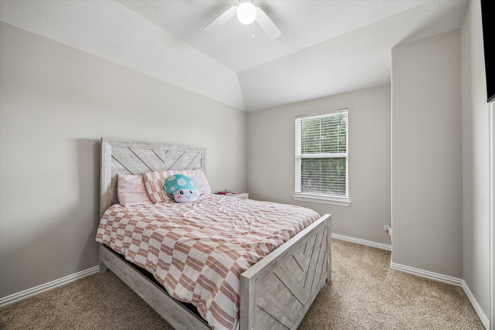 210 Chestnut Street, Baytown, TX 77520