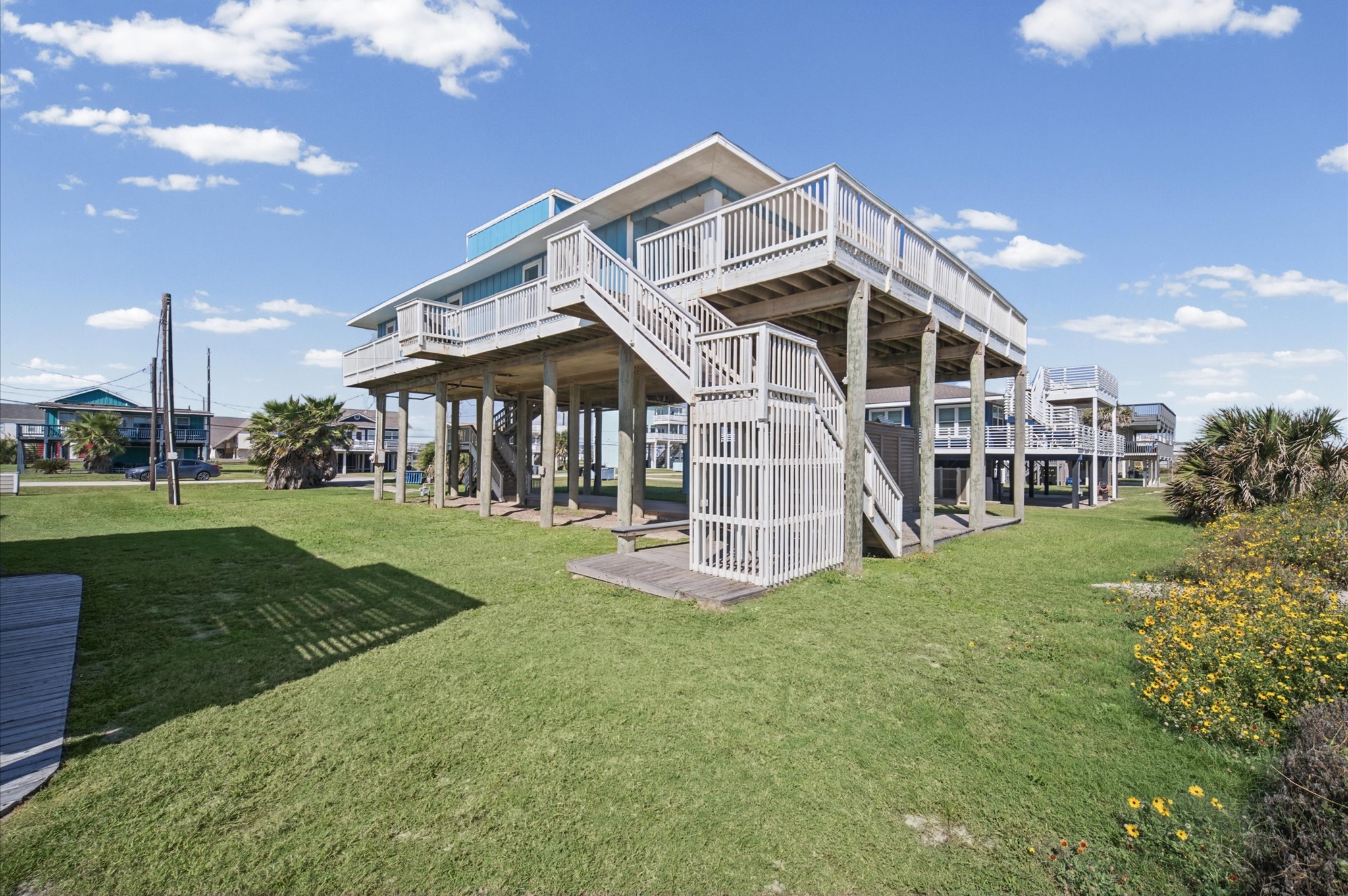 16627 Jamaica Beach Road, Galveston, TX 77554