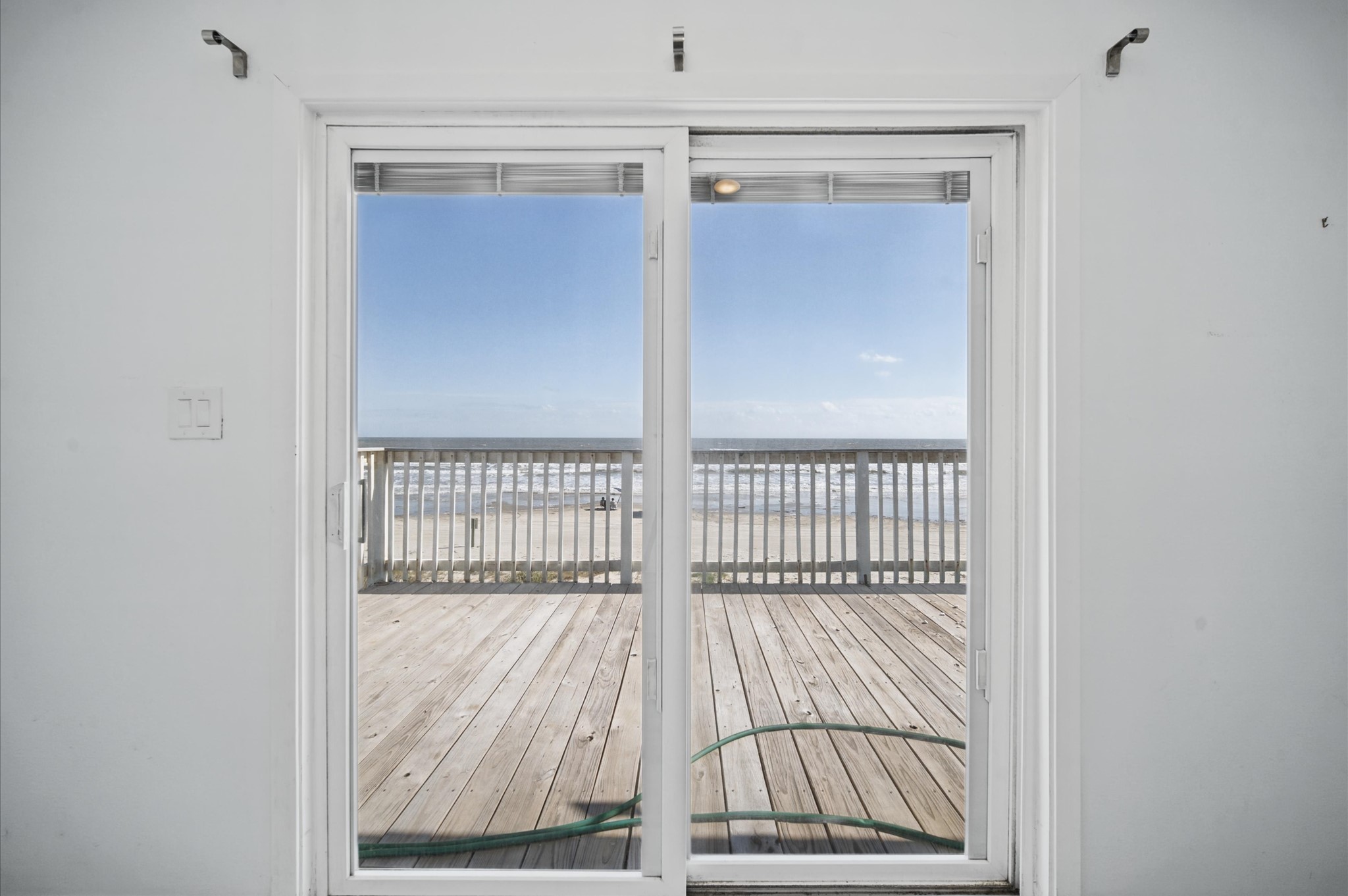 16627 Jamaica Beach Road, Galveston, TX 77554