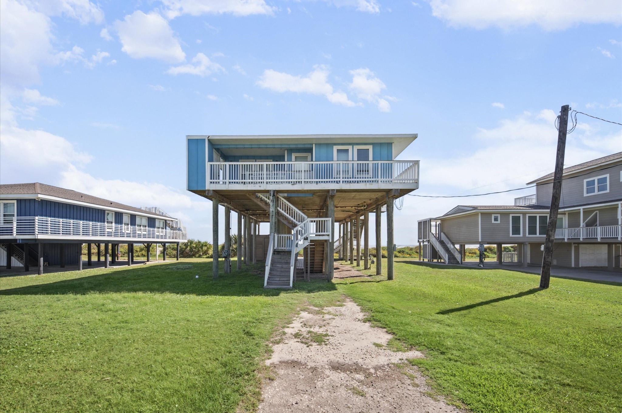 16627 Jamaica Beach Road, Galveston, TX 77554