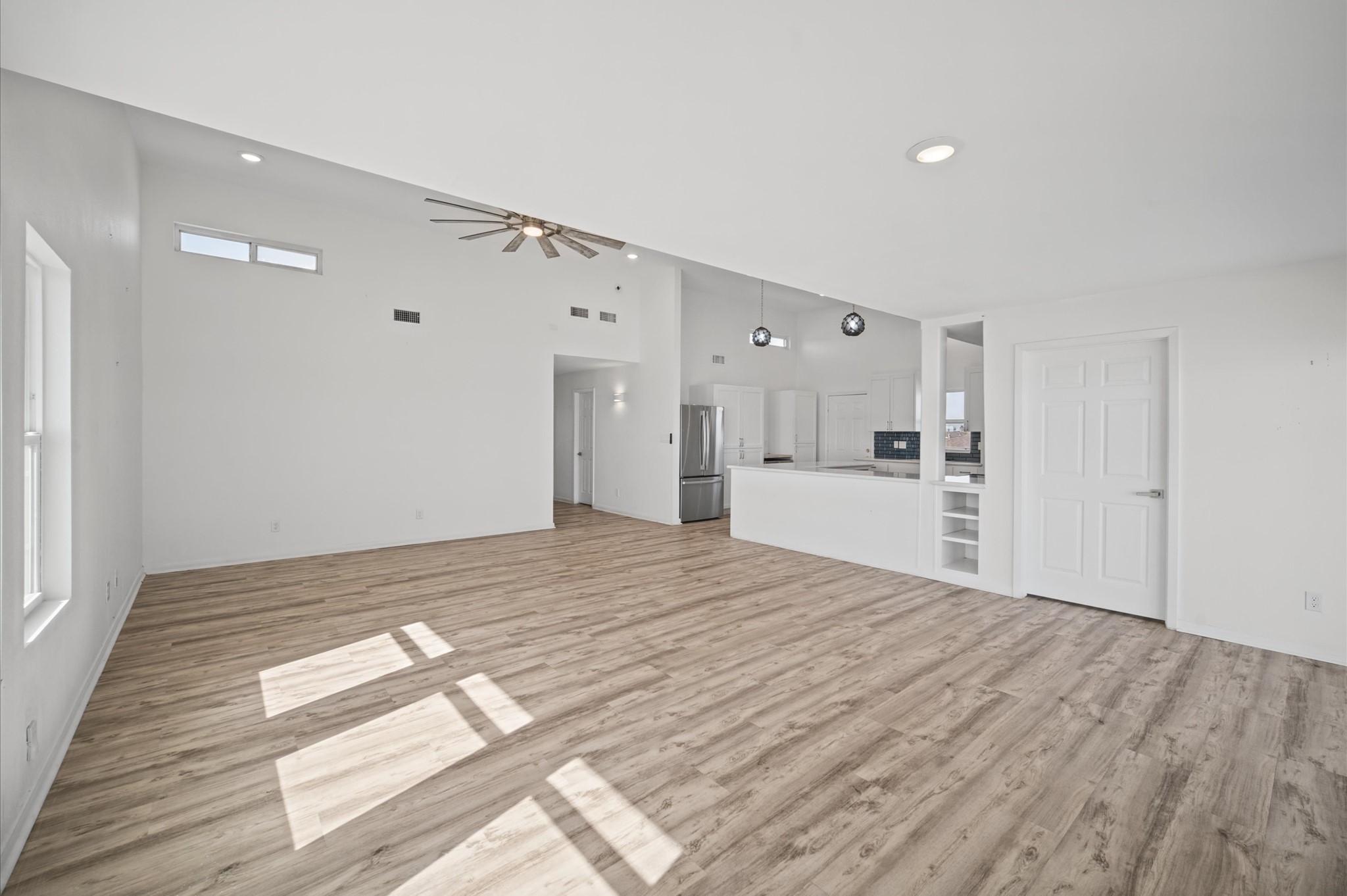 16627 Jamaica Beach Road, Galveston, TX 77554