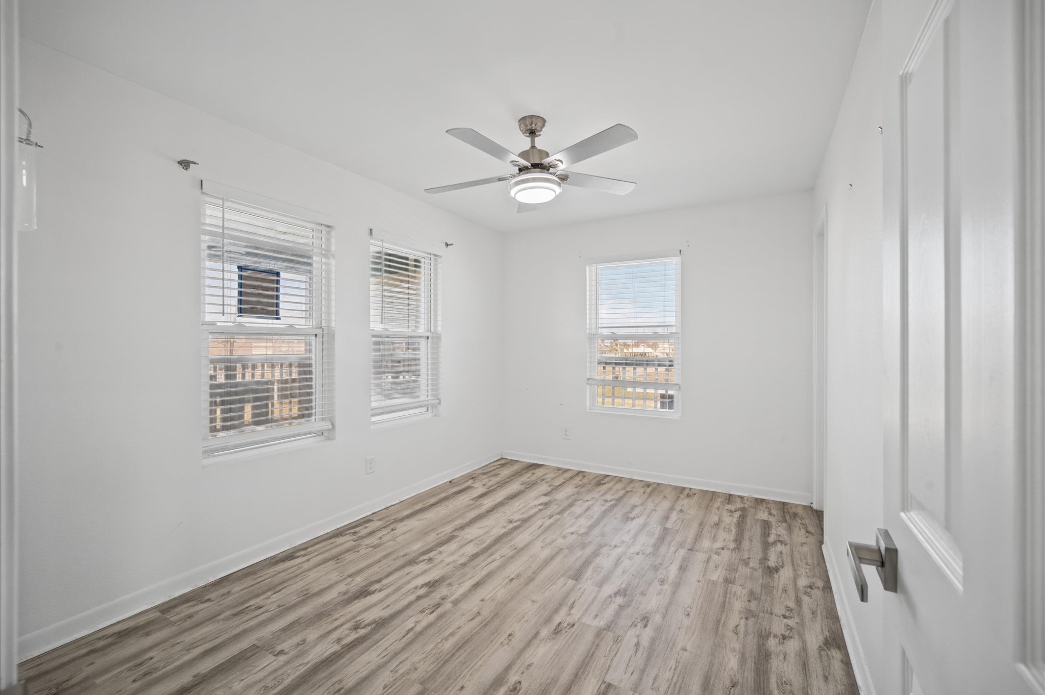 16627 Jamaica Beach Road, Galveston, TX 77554