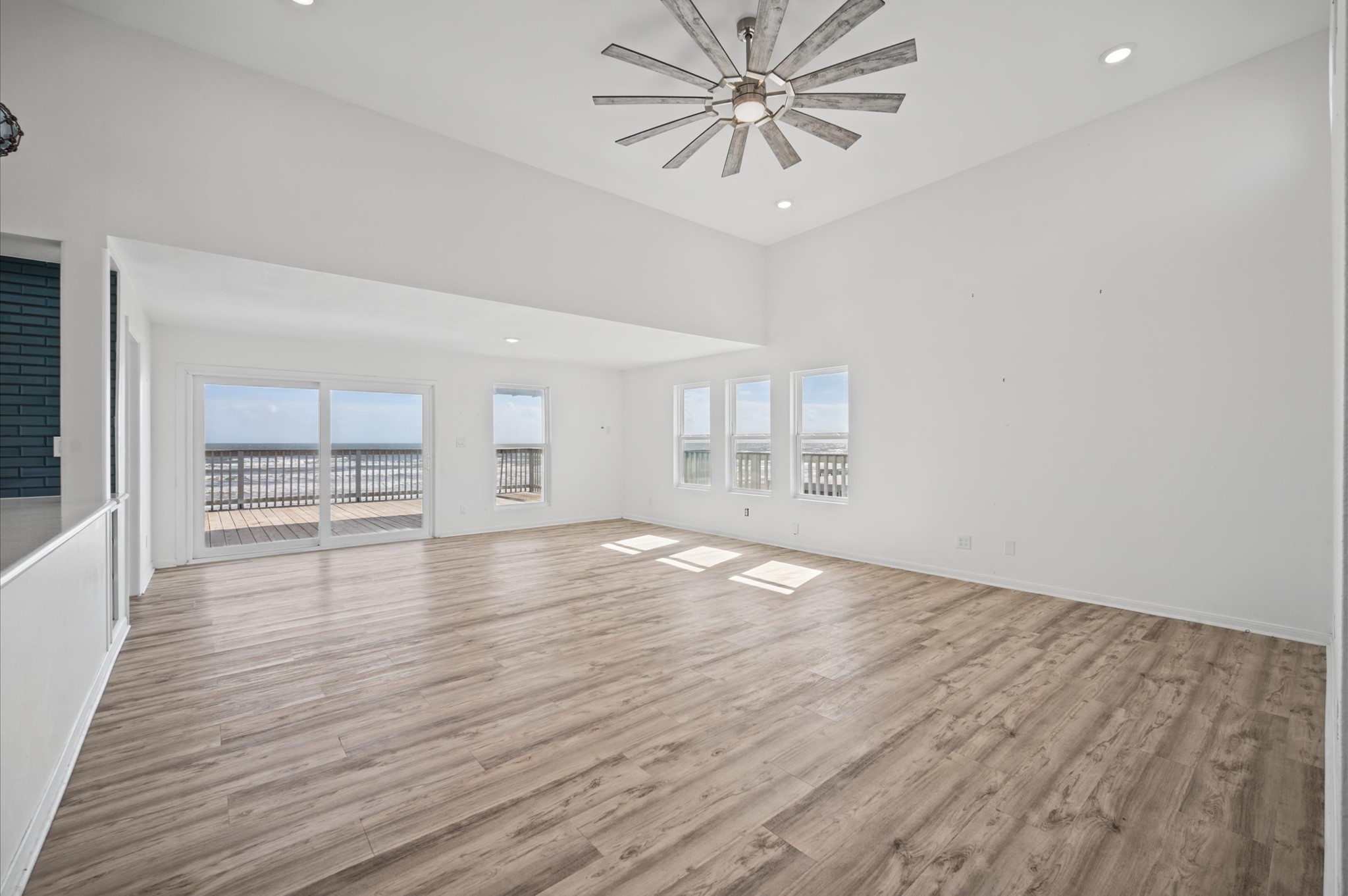 16627 Jamaica Beach Road, Galveston, TX 77554