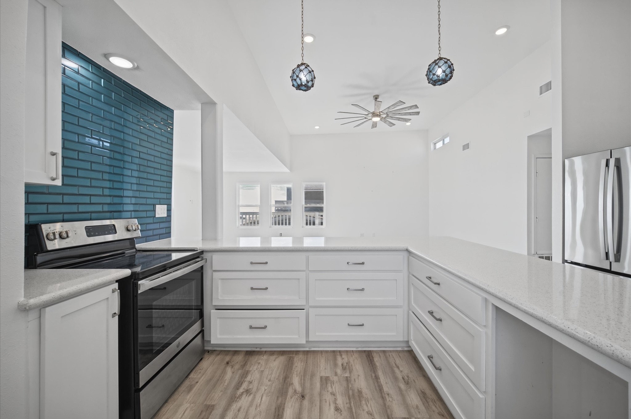 16627 Jamaica Beach Road, Galveston, TX 77554