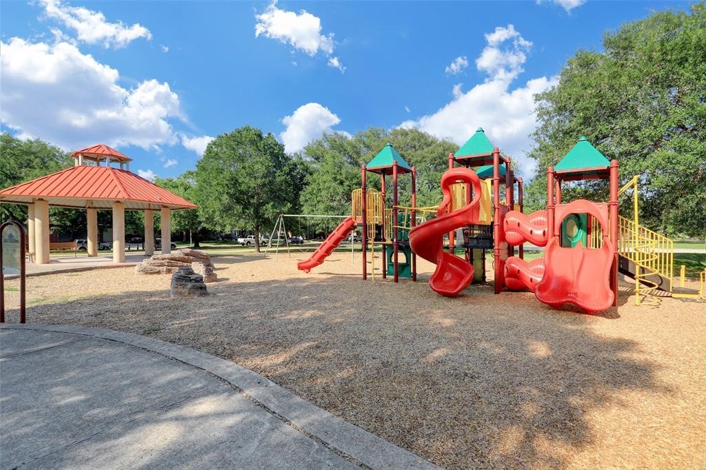 Neighborhood playground