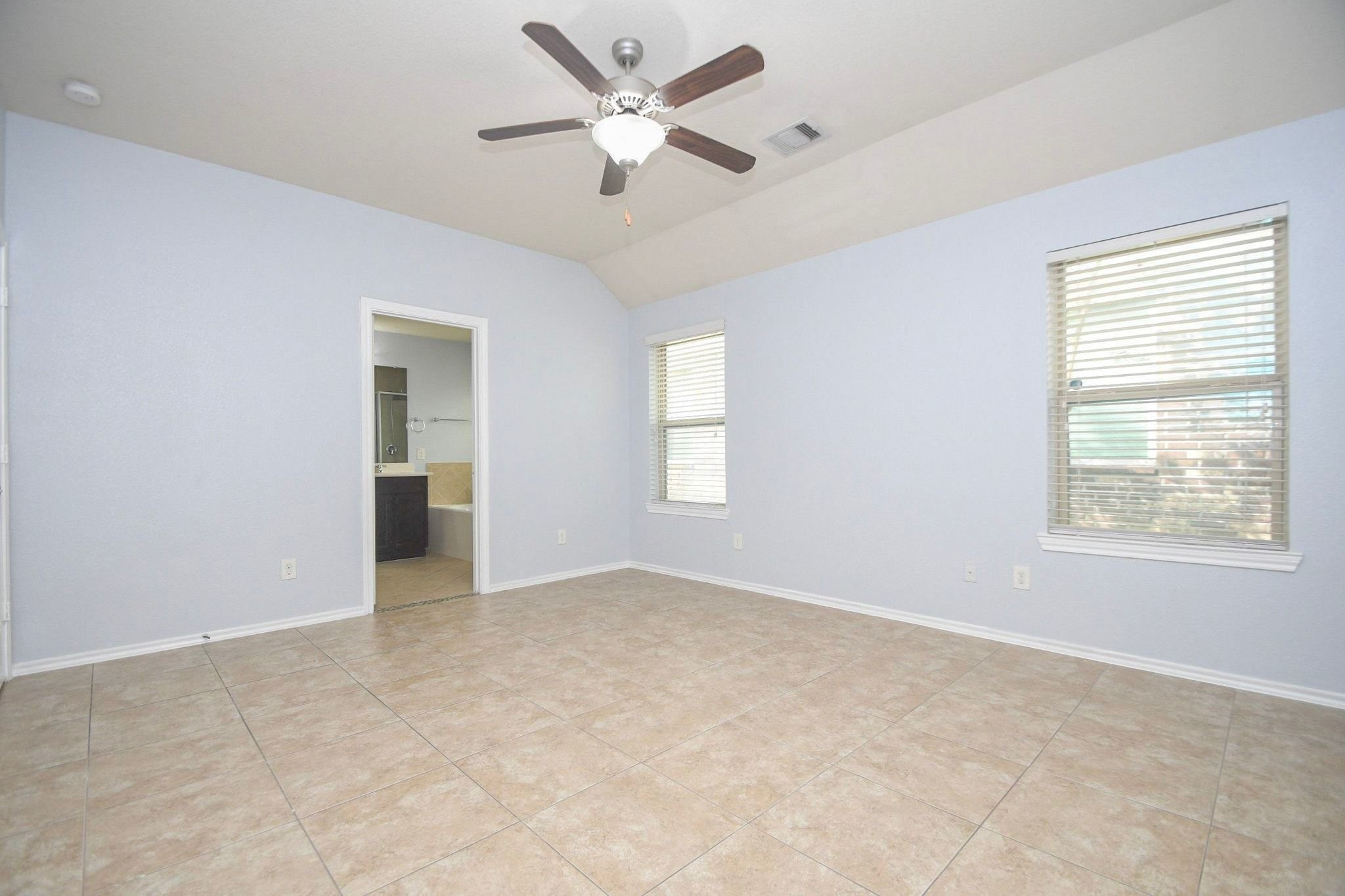 1747 York Creek Drive, Houston, TX 77014
