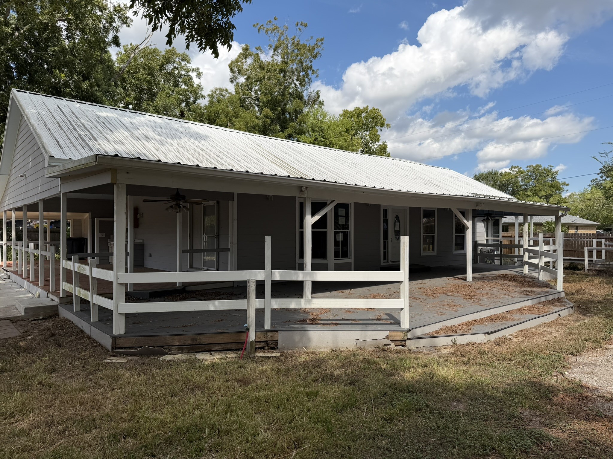 804 Tovrea Road, Alvin, TX 77511 804 Tovrea Road, Alvin, TX 77511