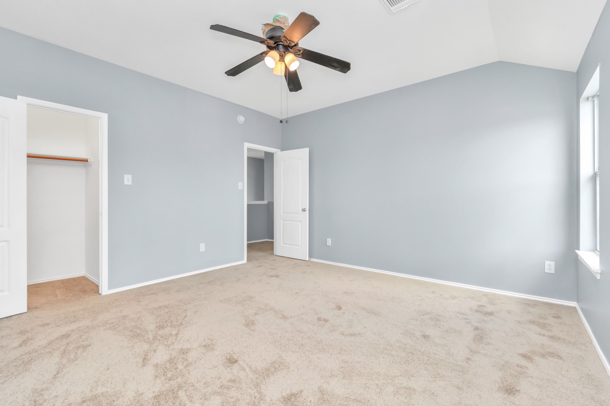 2921 Meridian Bay Lane, Dickinson, TX 77539