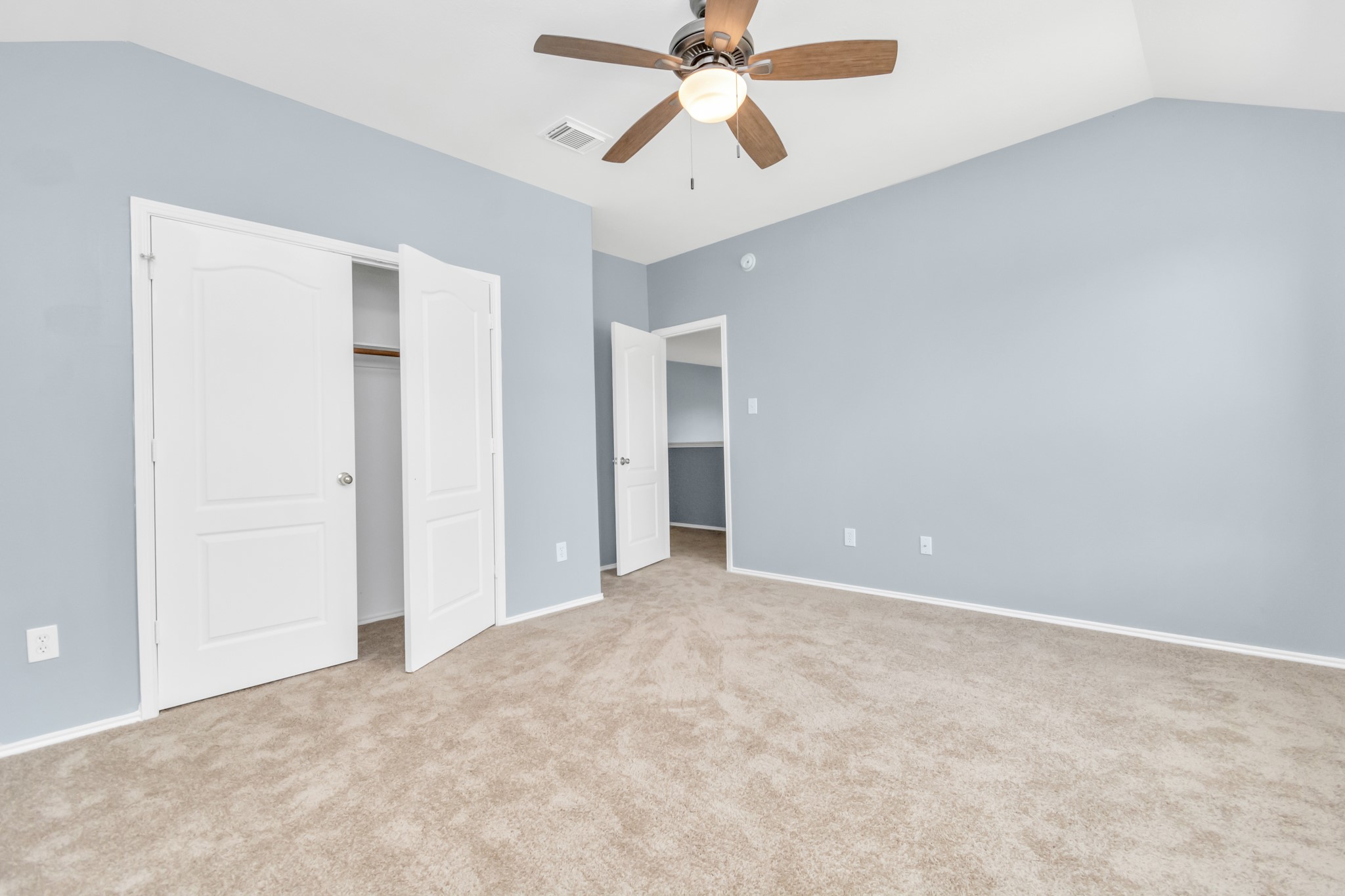 2921 Meridian Bay Lane, Dickinson, TX 77539