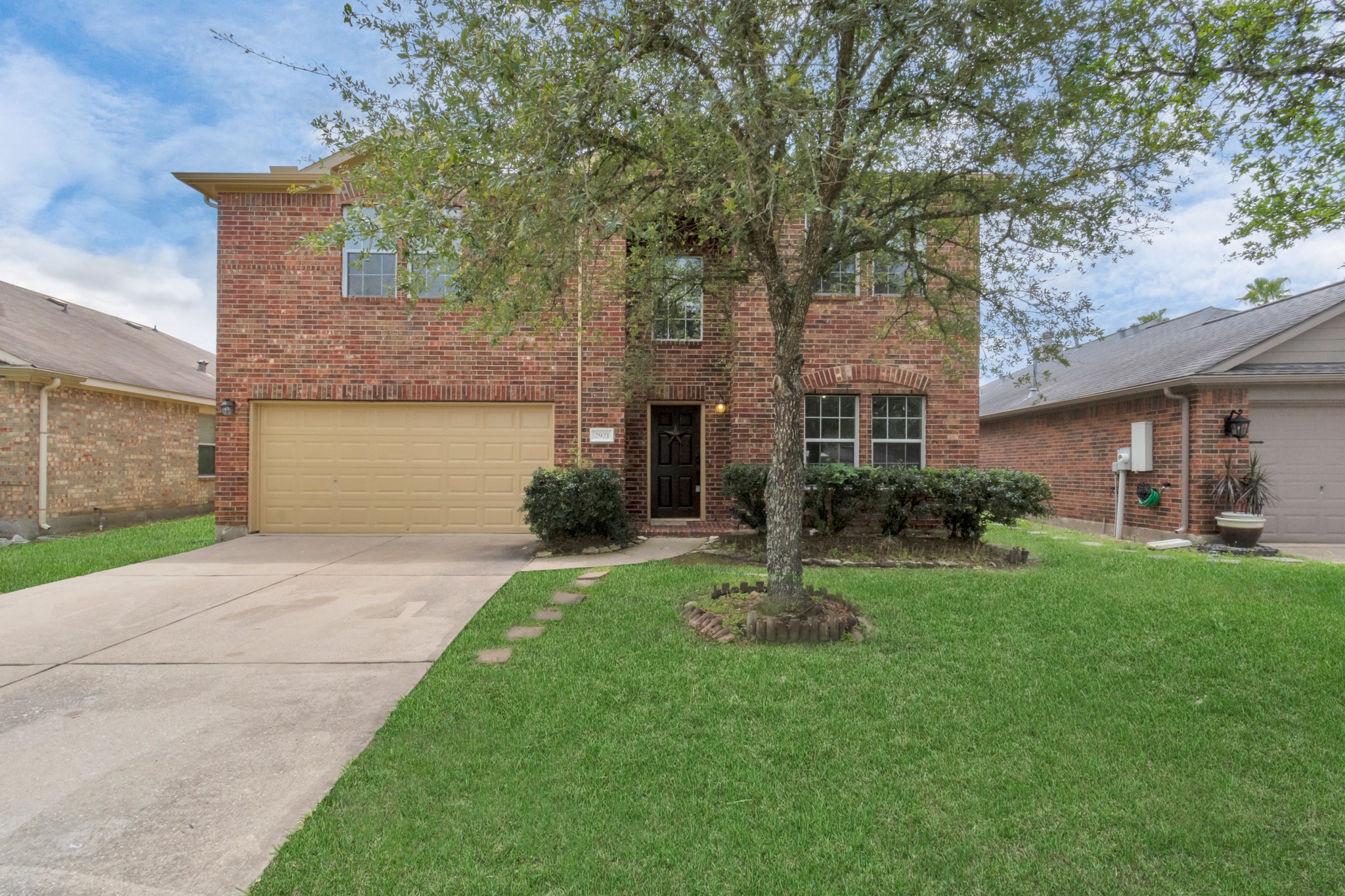 2921 Meridian Bay Lane, Dickinson, TX 77539 2921 Meridian Bay Lane, Dickinson, TX 77539