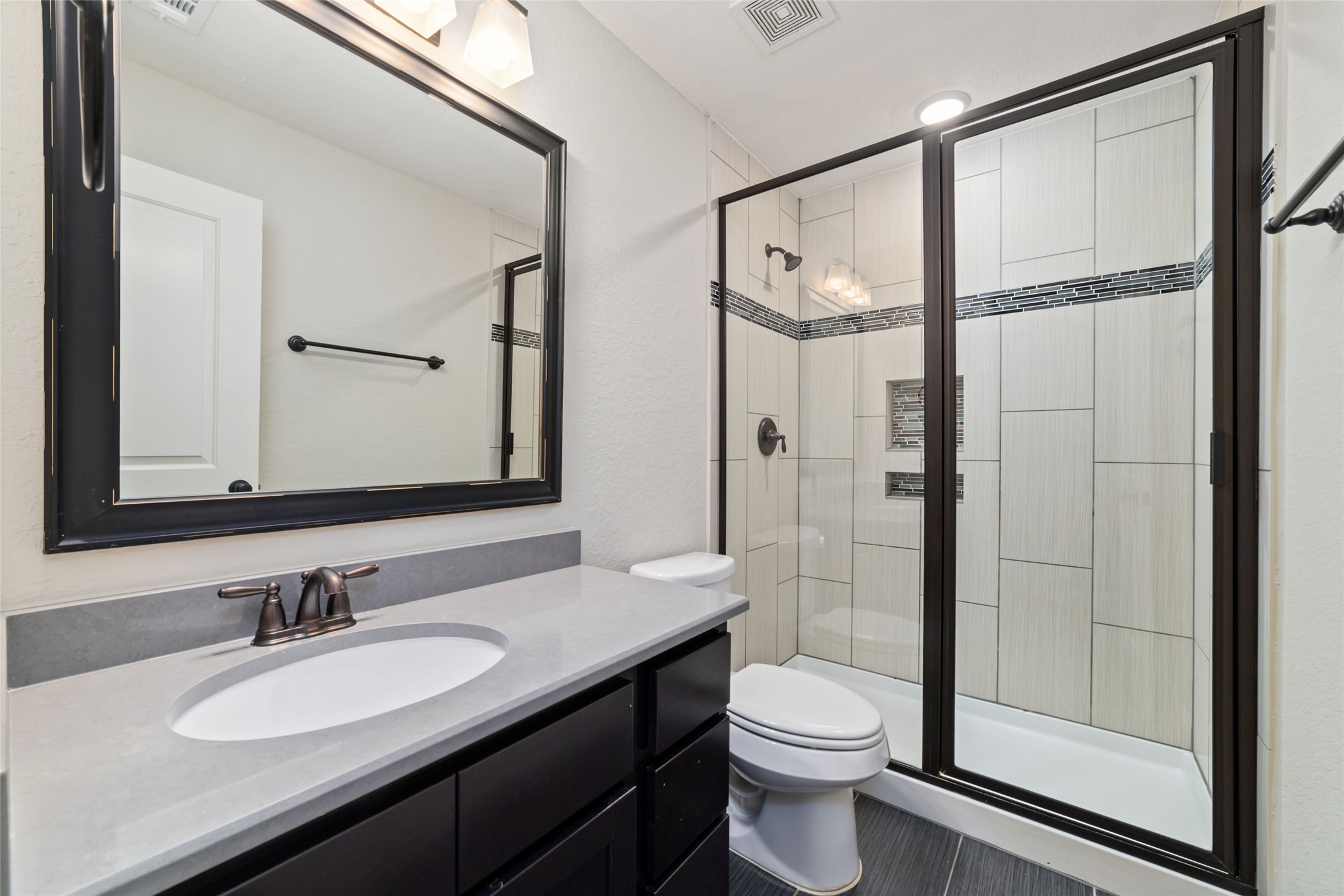 upstairs 4th full bathroom