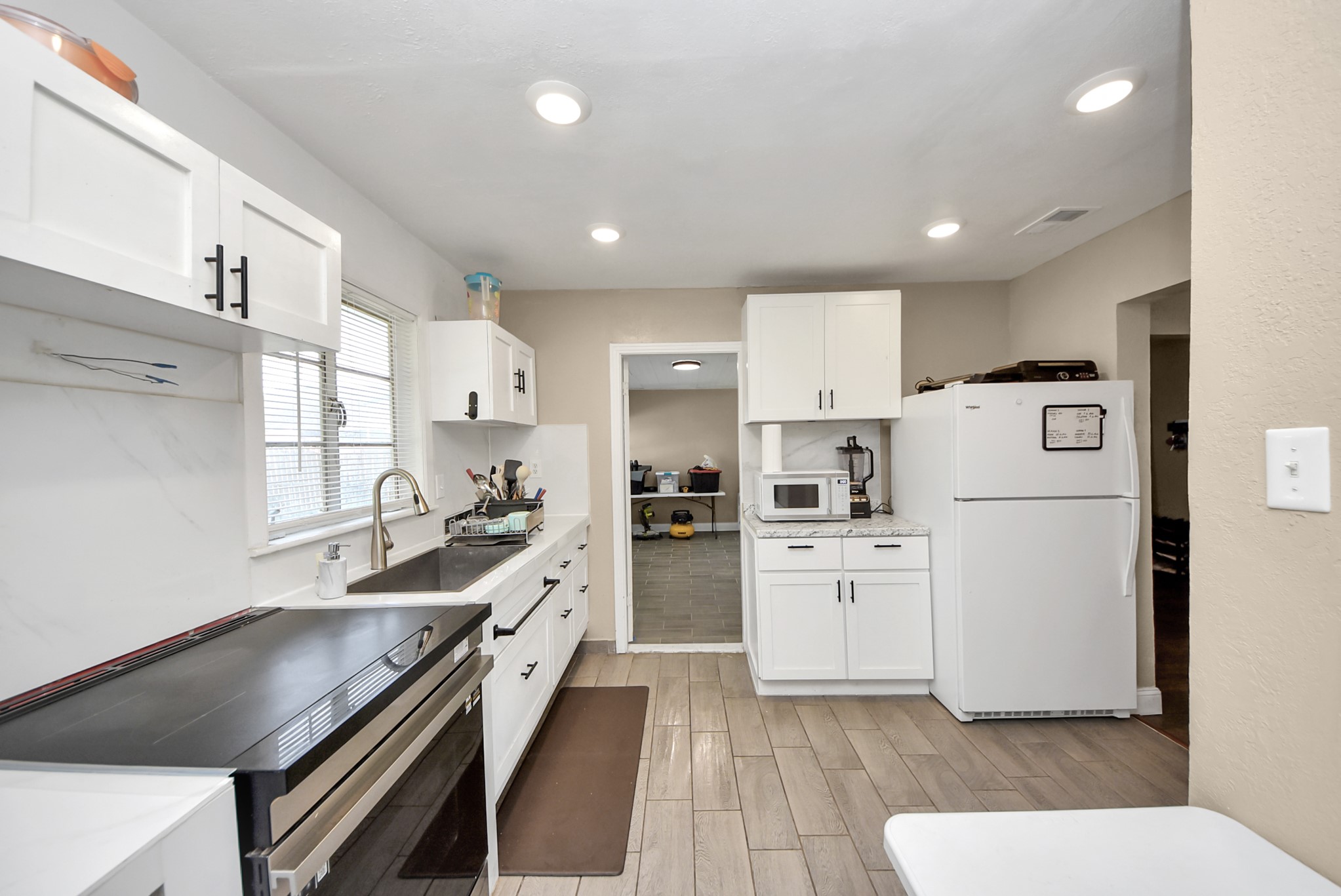 904 Sunset Dr Drive, Pasadena, TX 77506