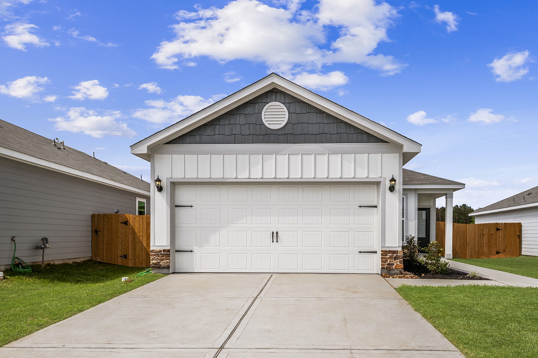 15865 Berry Hill Drive, Conroe, TX 77303