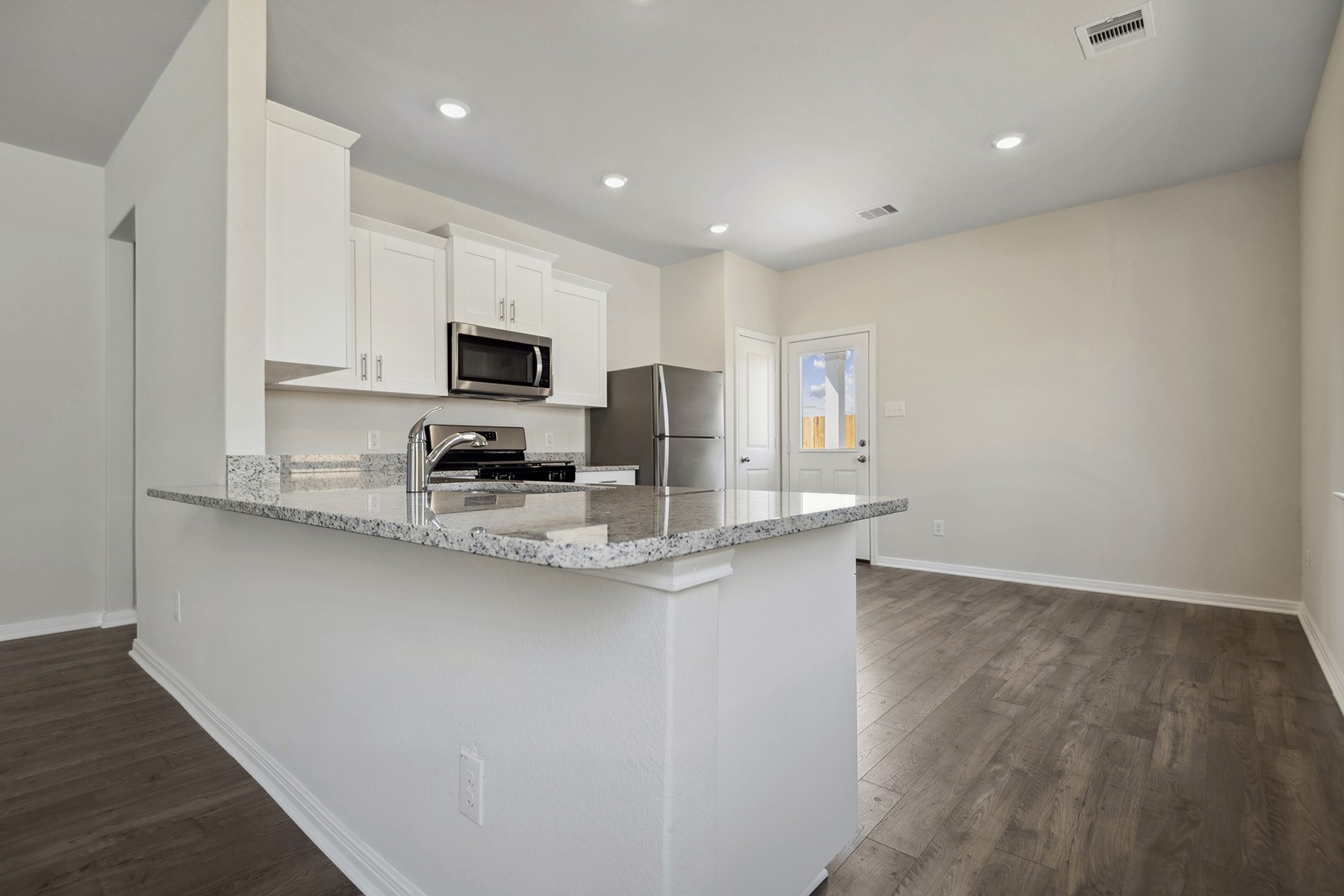 15865 Berry Hill Drive, Conroe, TX 77303