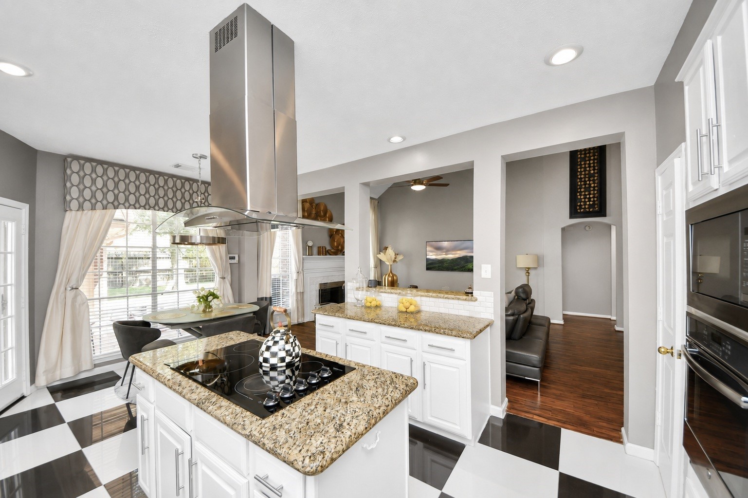 1123 Glendale Drive, Sugar Land, TX 77479