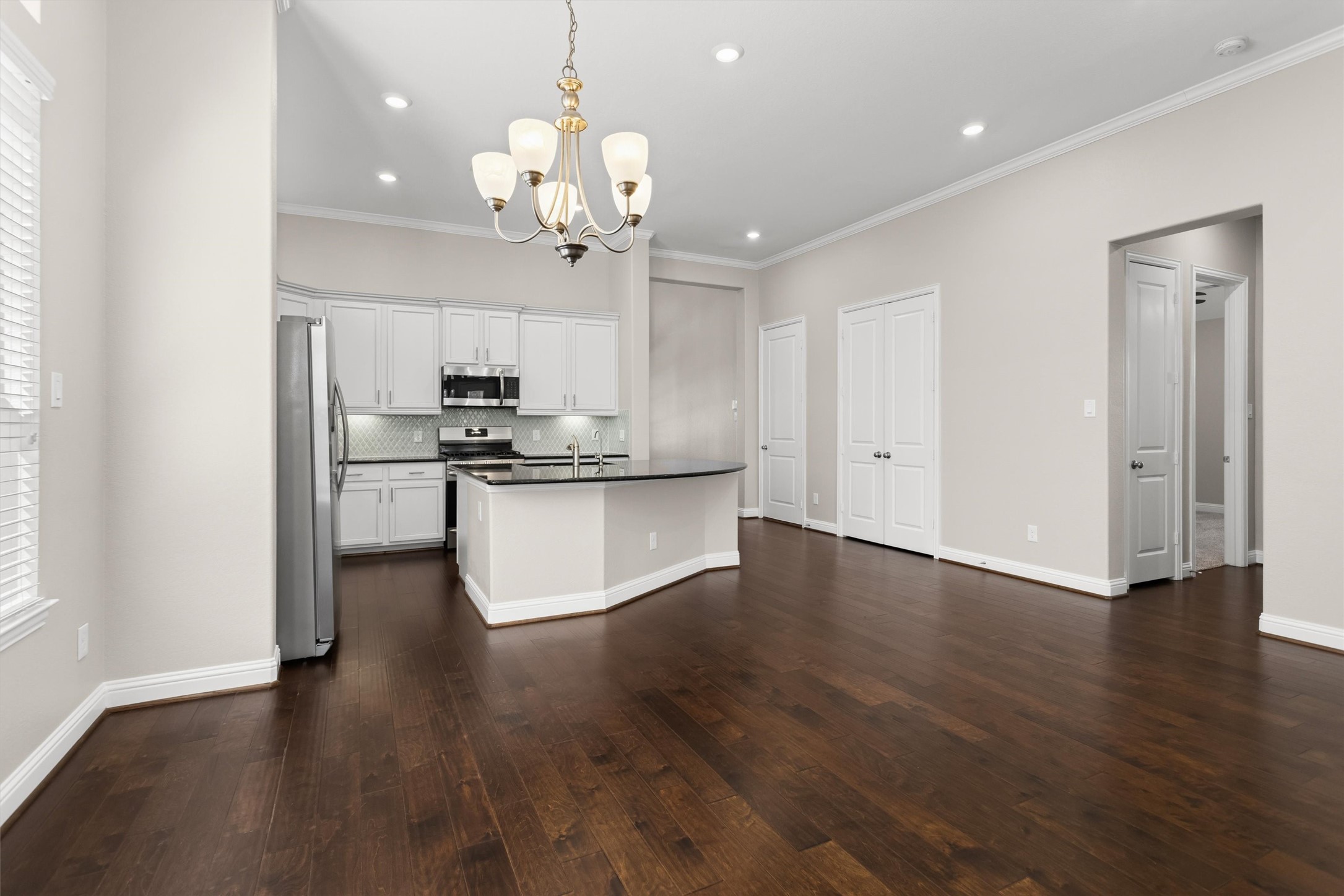 Dining area adjacent to the kitchen