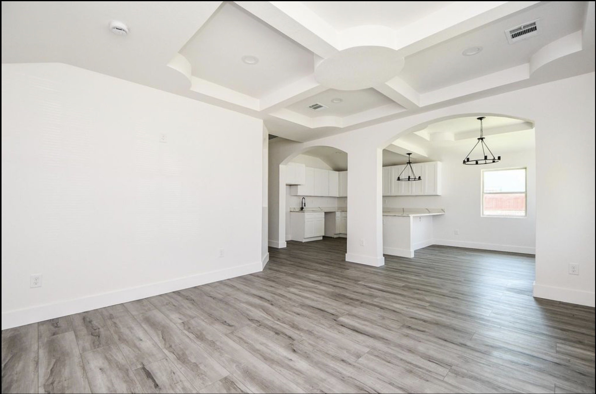 5030 Rapido Road, Houston, TX 77033 5030 Rapido Road, Houston, TX 77033
