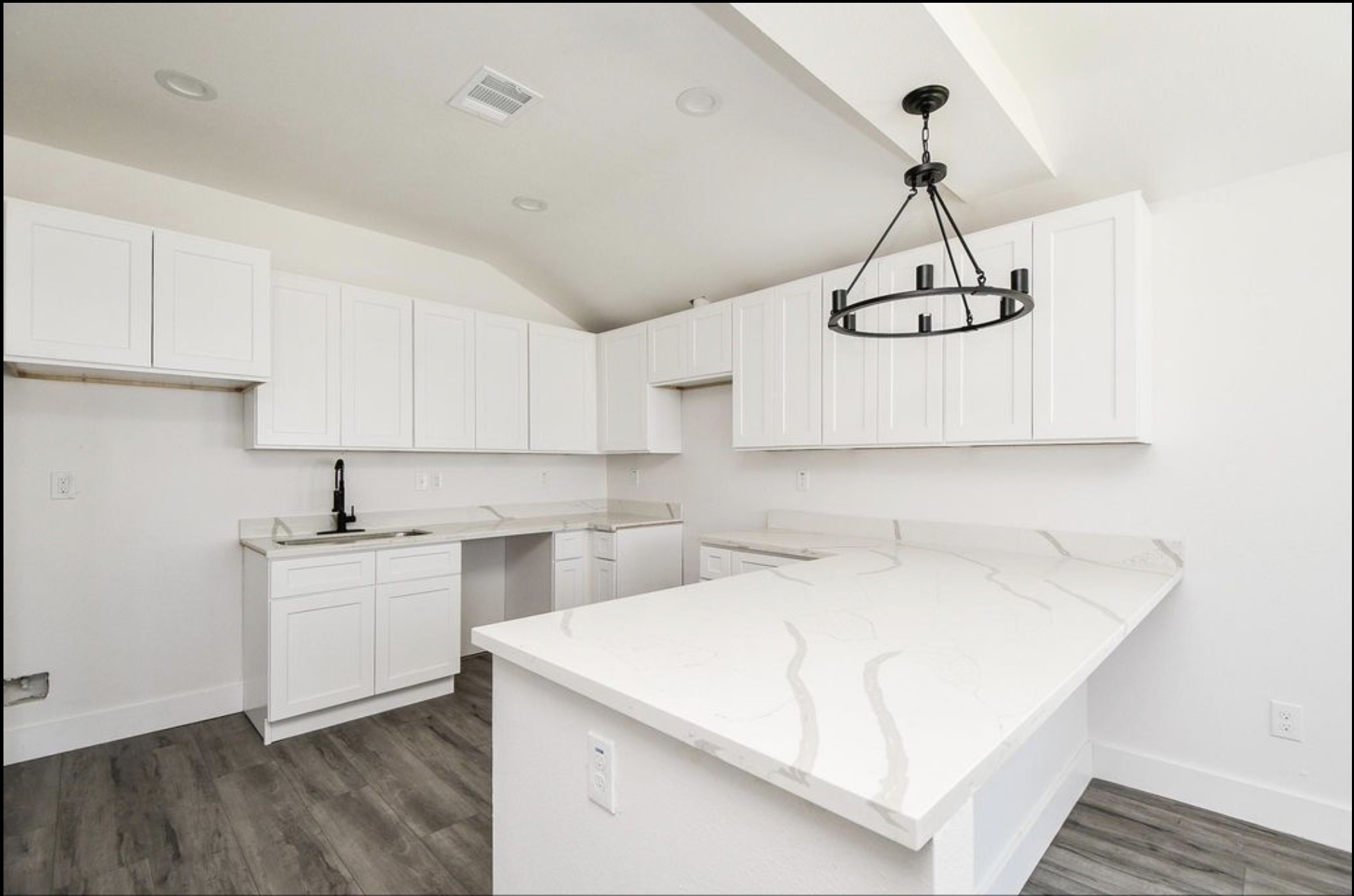 5030 Rapido Road, Houston, TX 77033 5030 Rapido Road, Houston, TX 77033