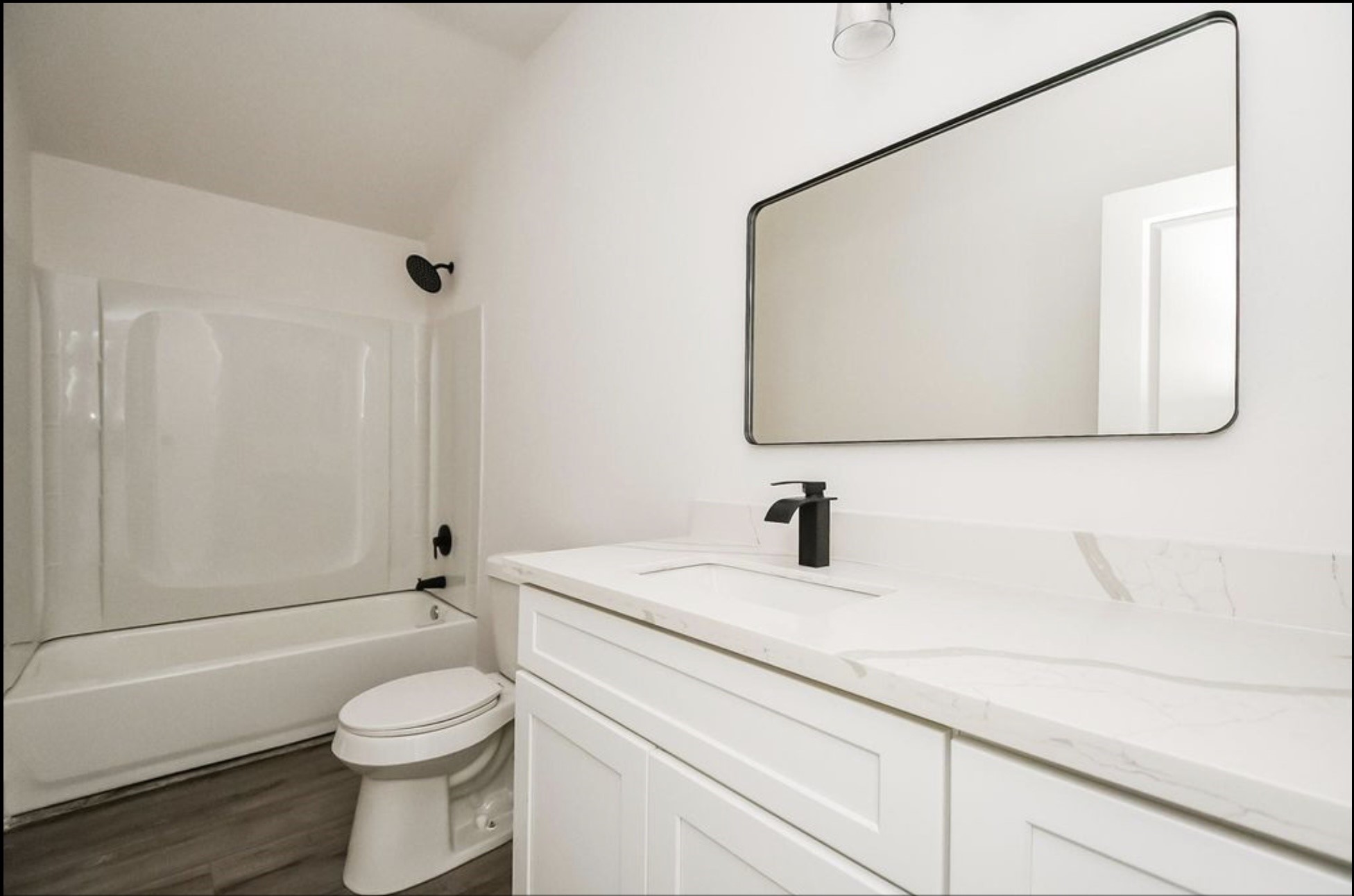 5030 Rapido Road, Houston, TX 77033 5030 Rapido Road, Houston, TX 77033