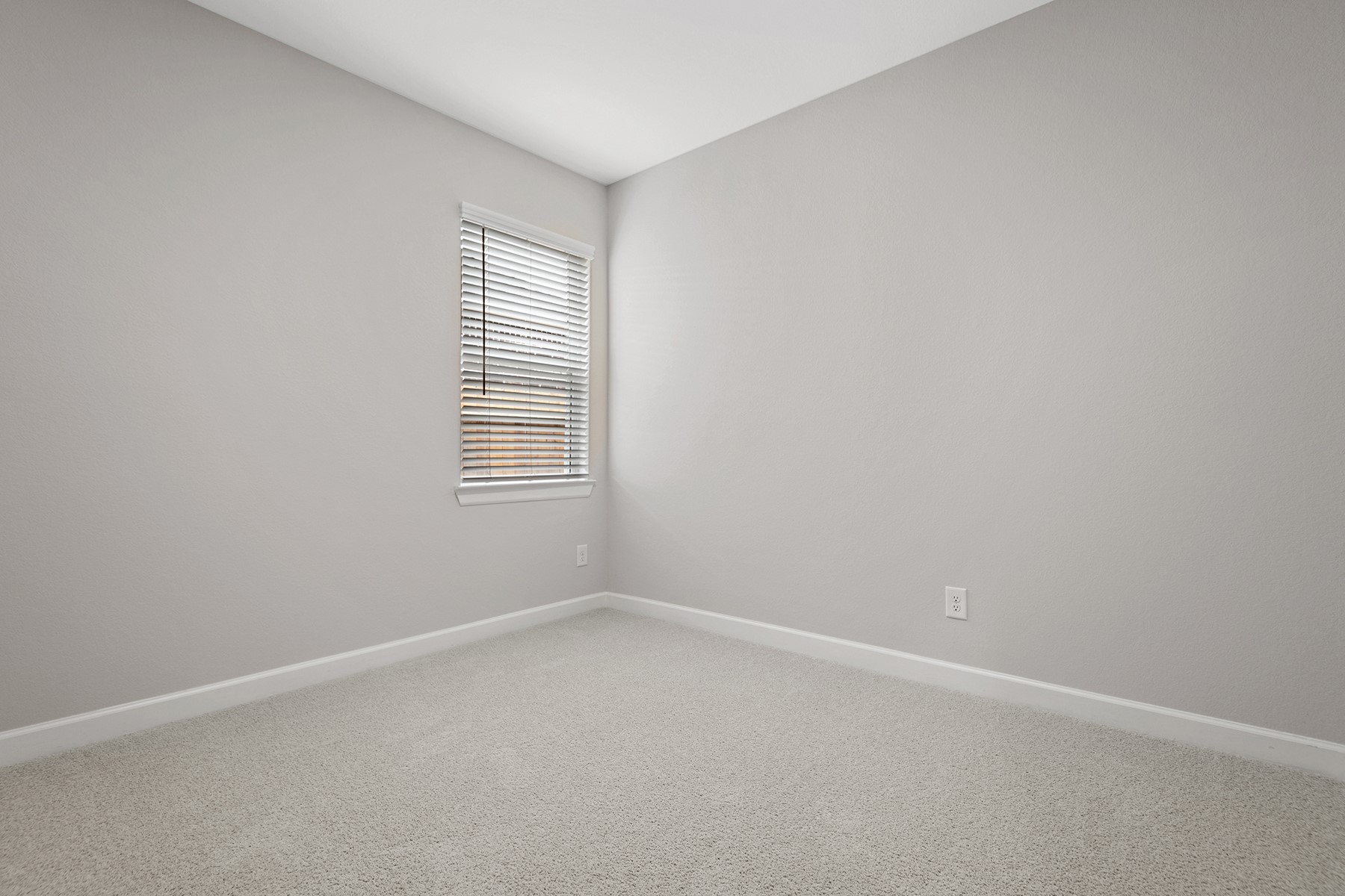 21563 Bluebonnet Bay Drive, Magnolia, TX 77354
