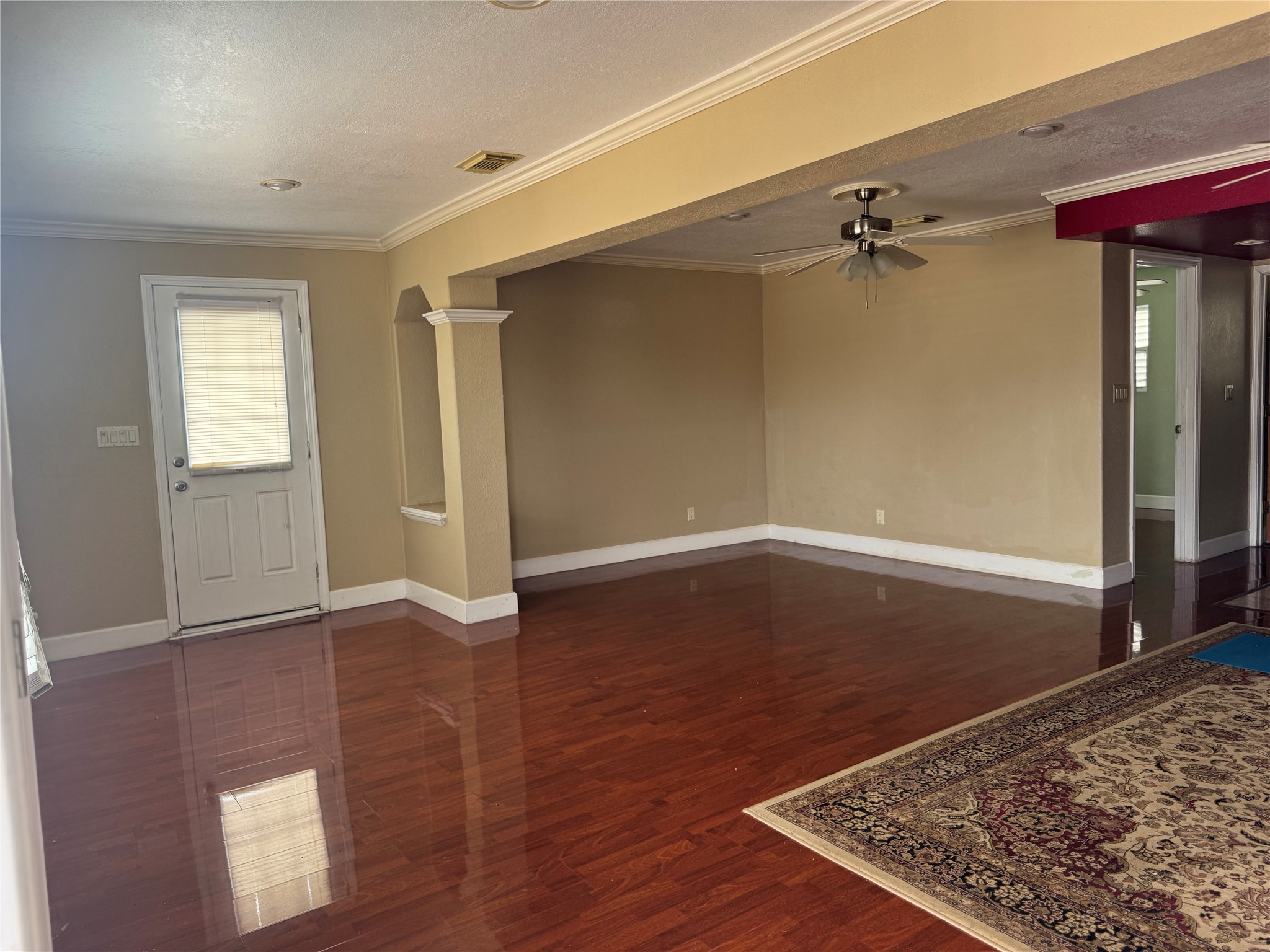 662 Warsaw Street, Hitchcock, TX 77563