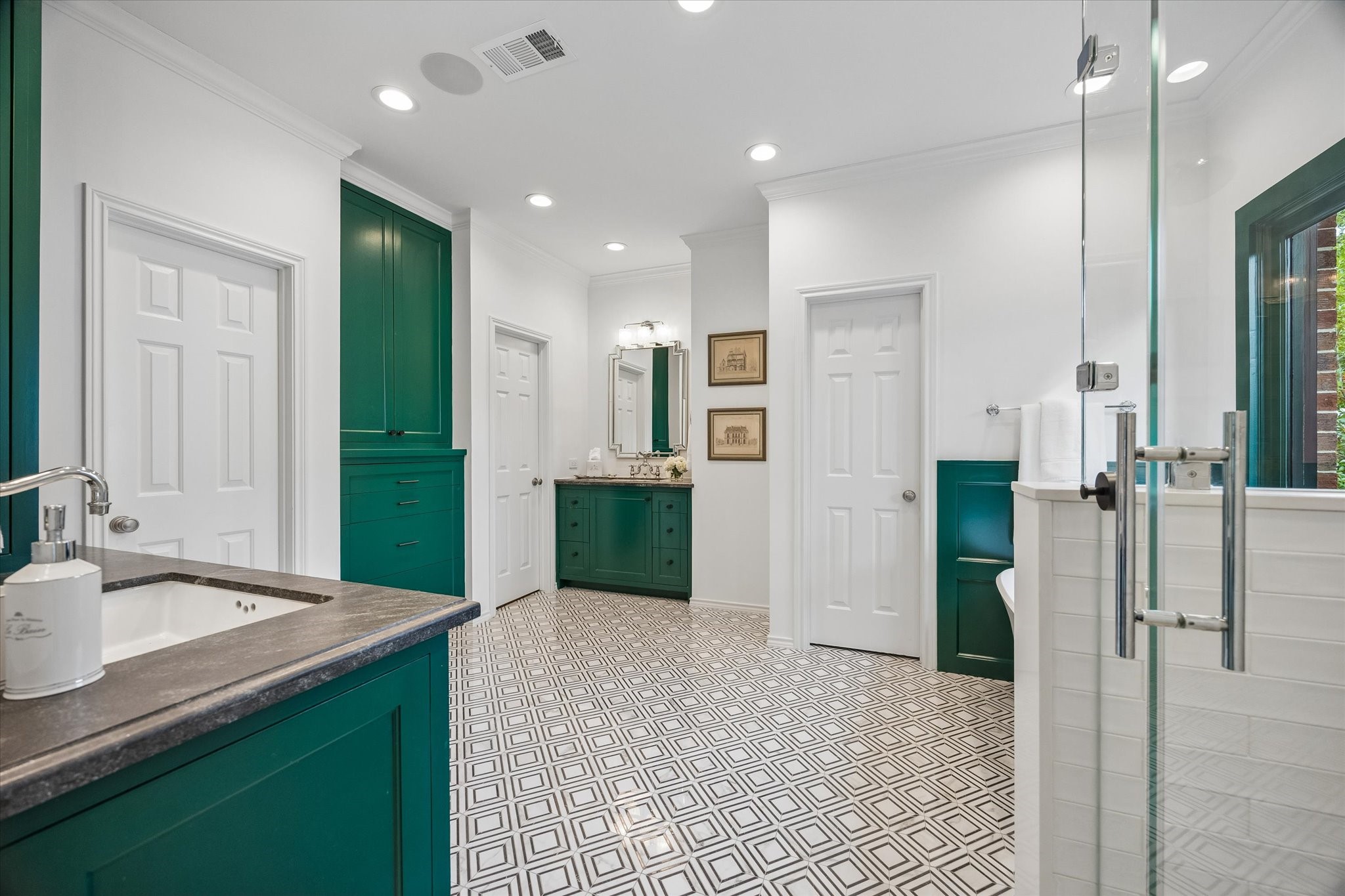 3111 Carnegie Street, Houston, TX 77005
