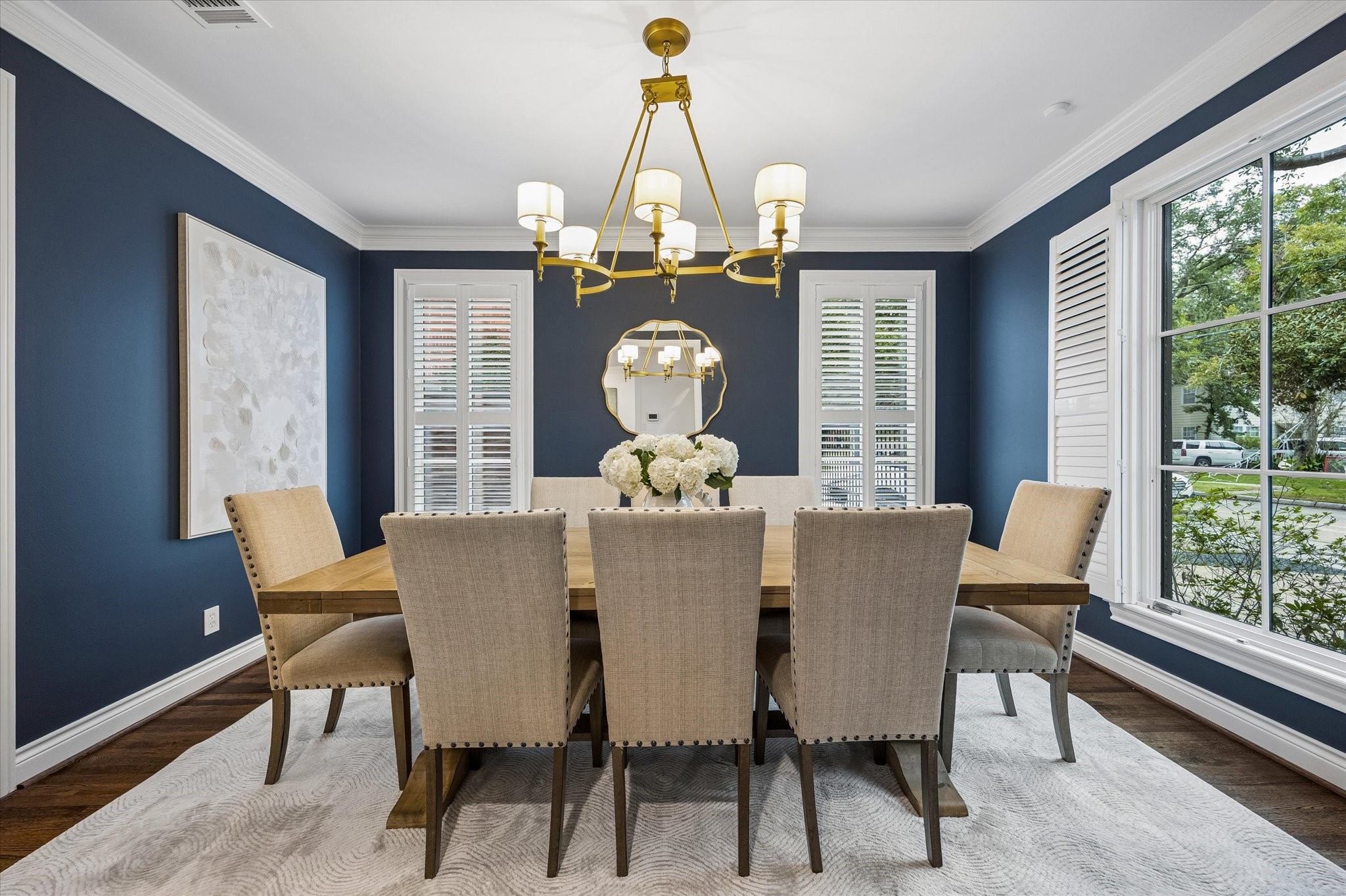 Imagine your holiday dinners in this classic Dining Room. So many handsome features.