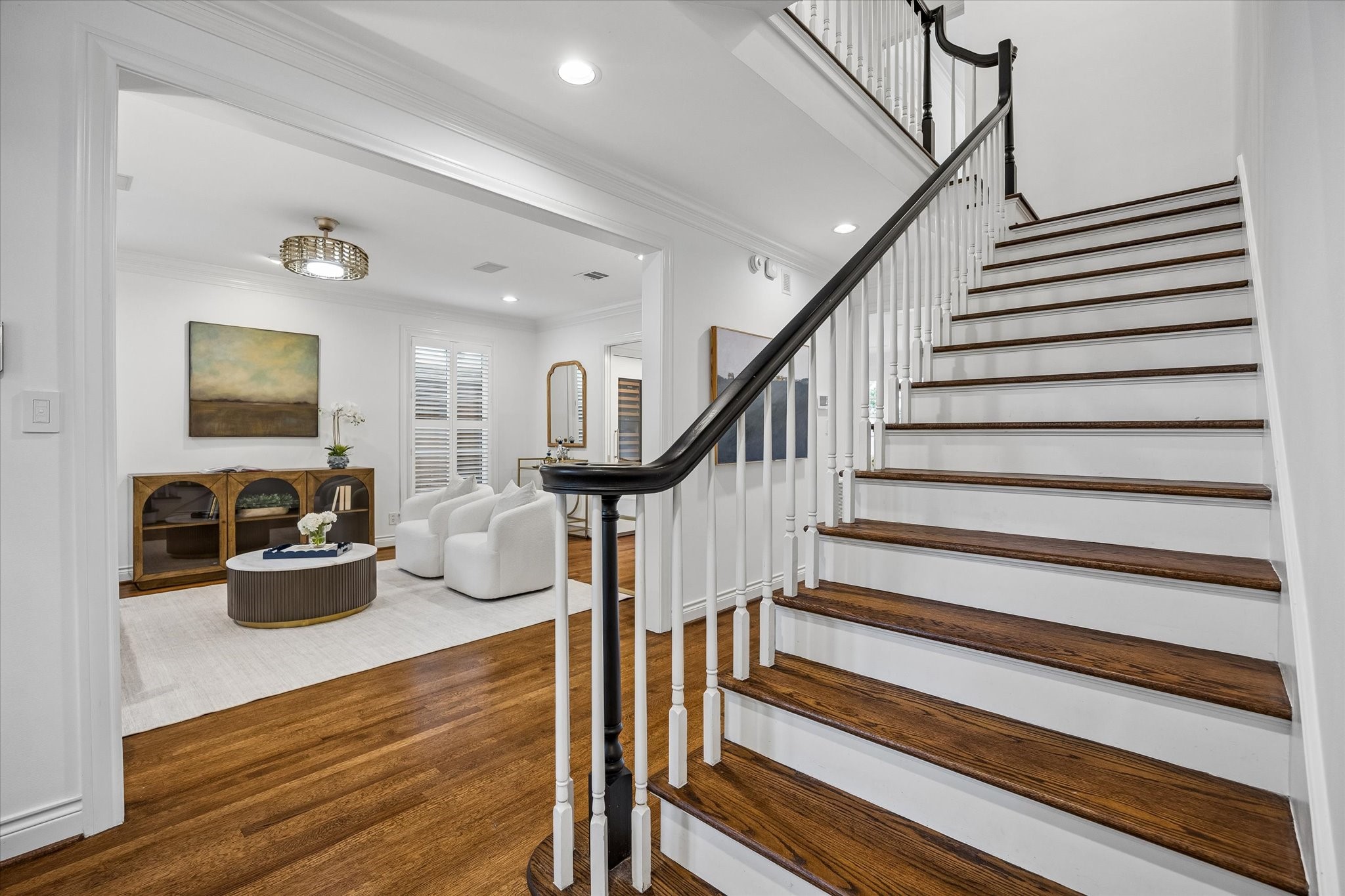 Gorgeous stairway.