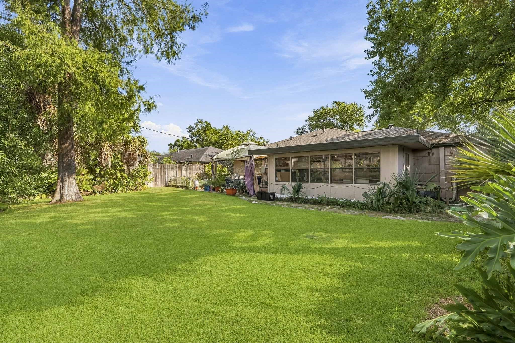 4612 Evergreen Street, Bellaire, TX 77401