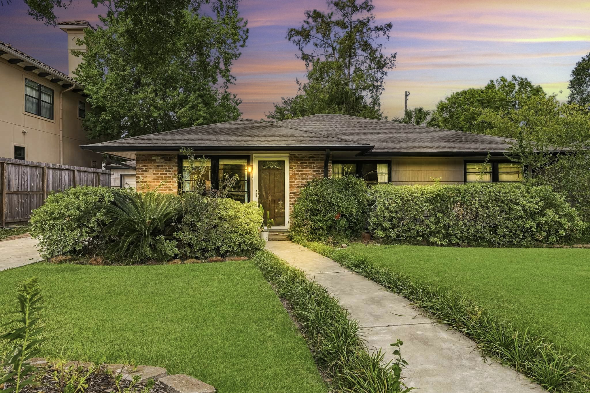 4612 Evergreen Street, Bellaire, TX 77401 4612 Evergreen Street, Bellaire, TX 77401