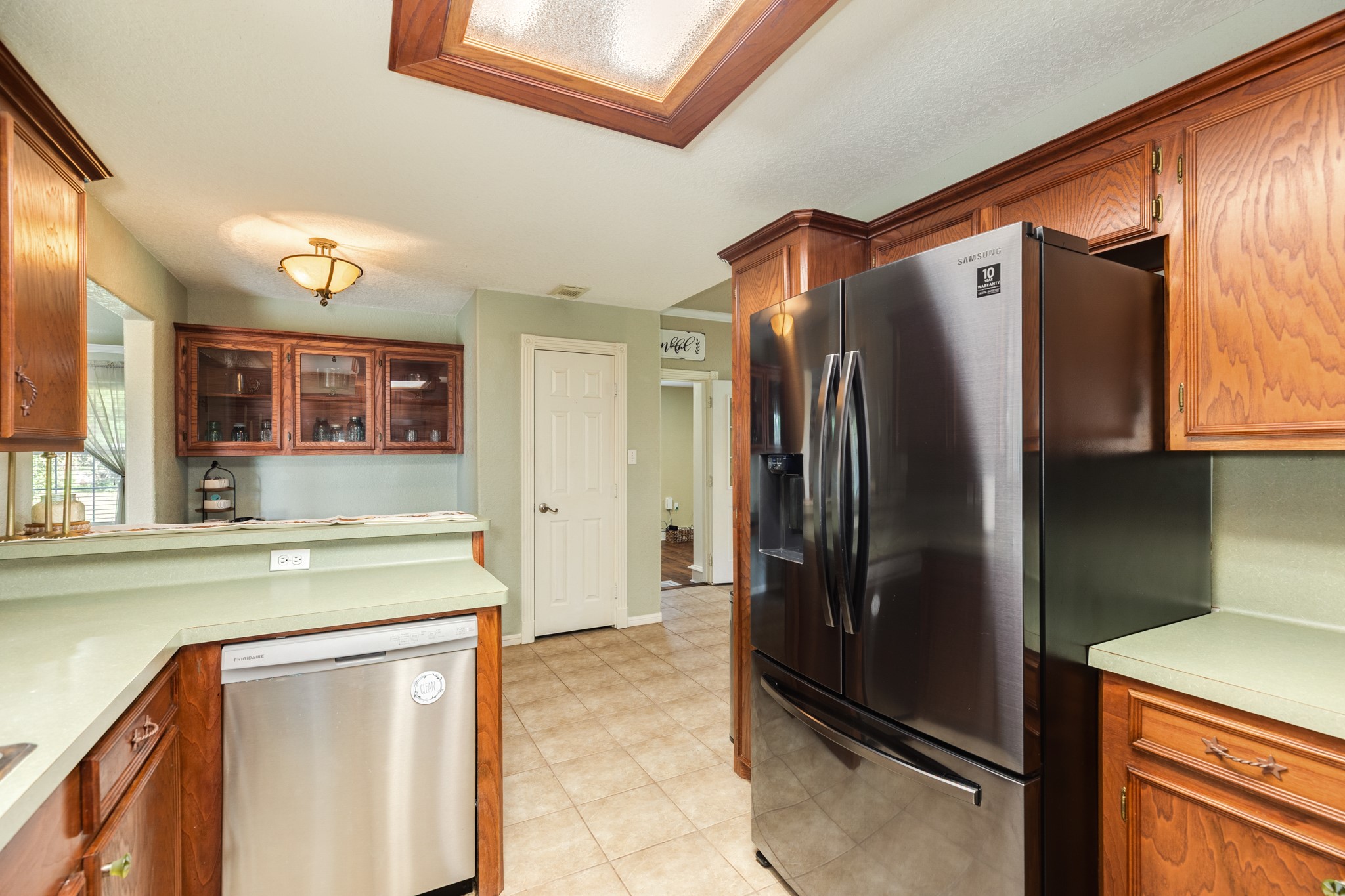 707 Old Ocean Avenue, Sweeny, TX 77480