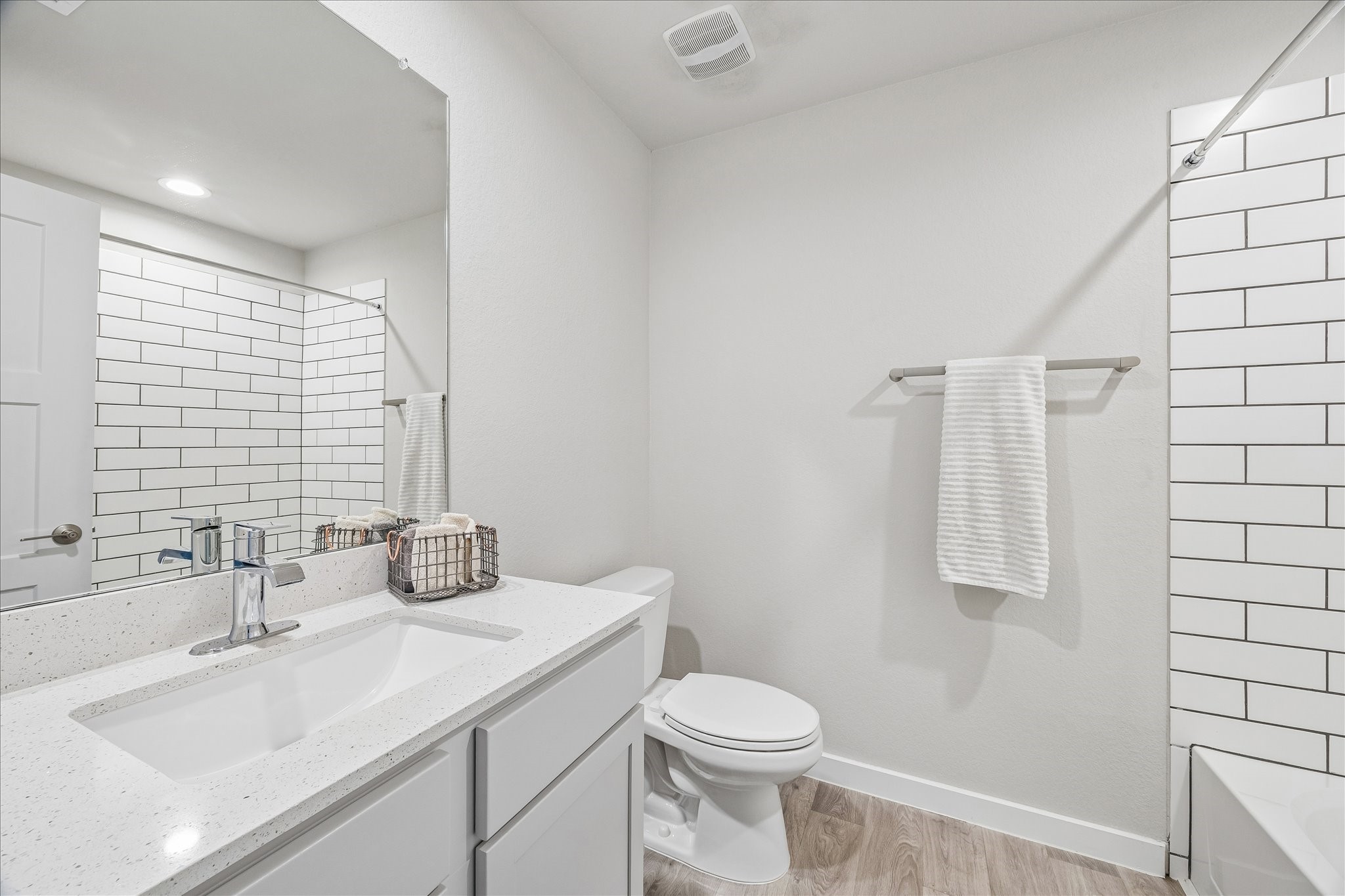 Coordinating upstairs bath