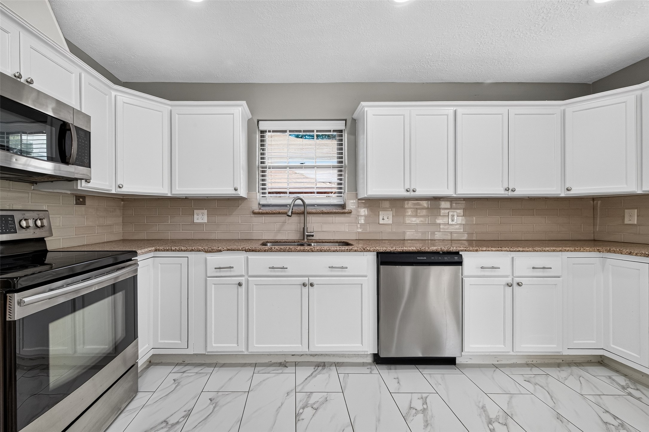723 Leaflet Lane, Spring, TX 77388
